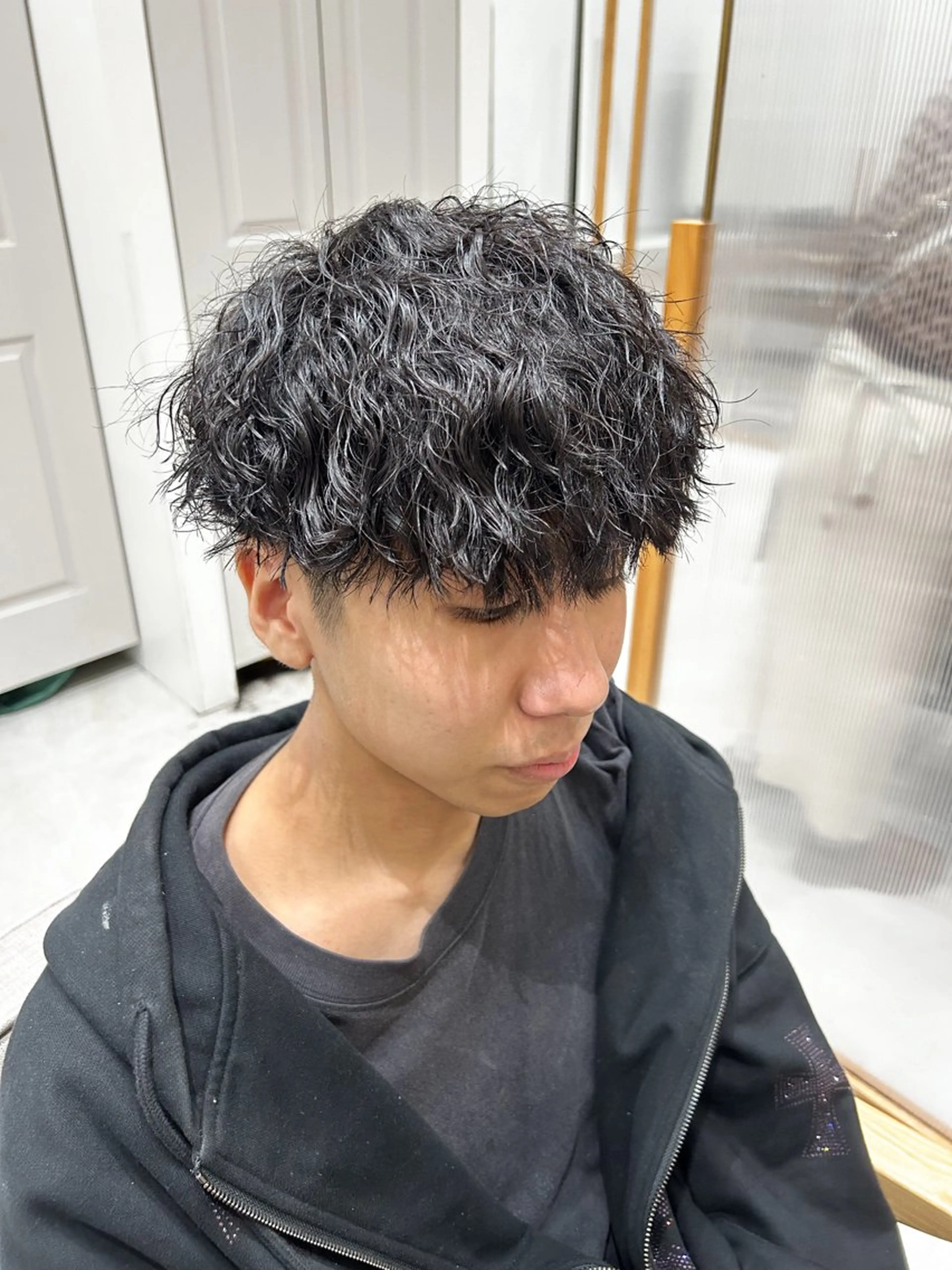 パーマ メンズ カット パーマ トリートメント メンズ特化美容師👾 チカのヘアスタイル