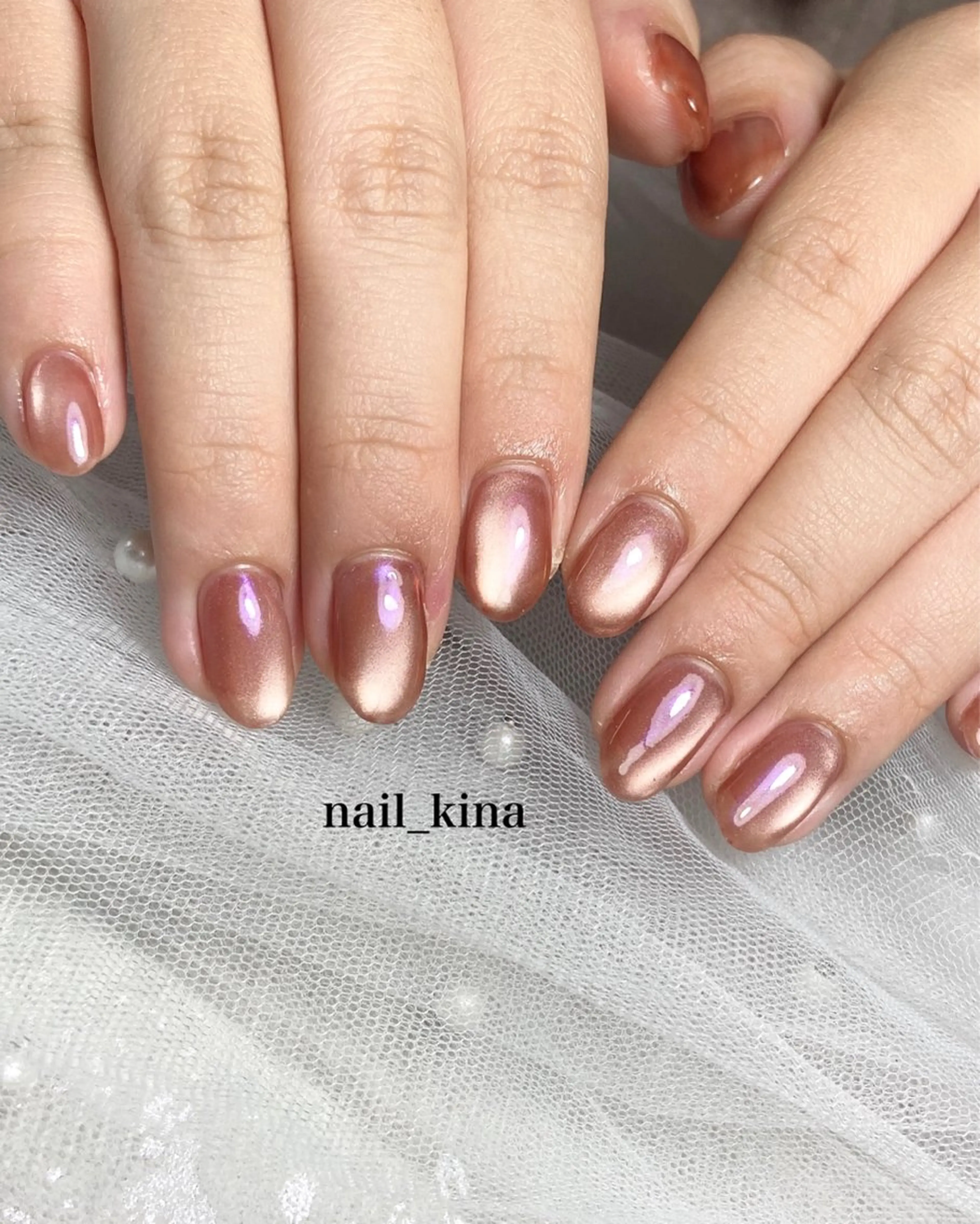 ネイル オーロラネイル マグネットネイル マグネットワンカラー ワンカラーネイル ハンドネイル nail_ kinaのネイルデザイン