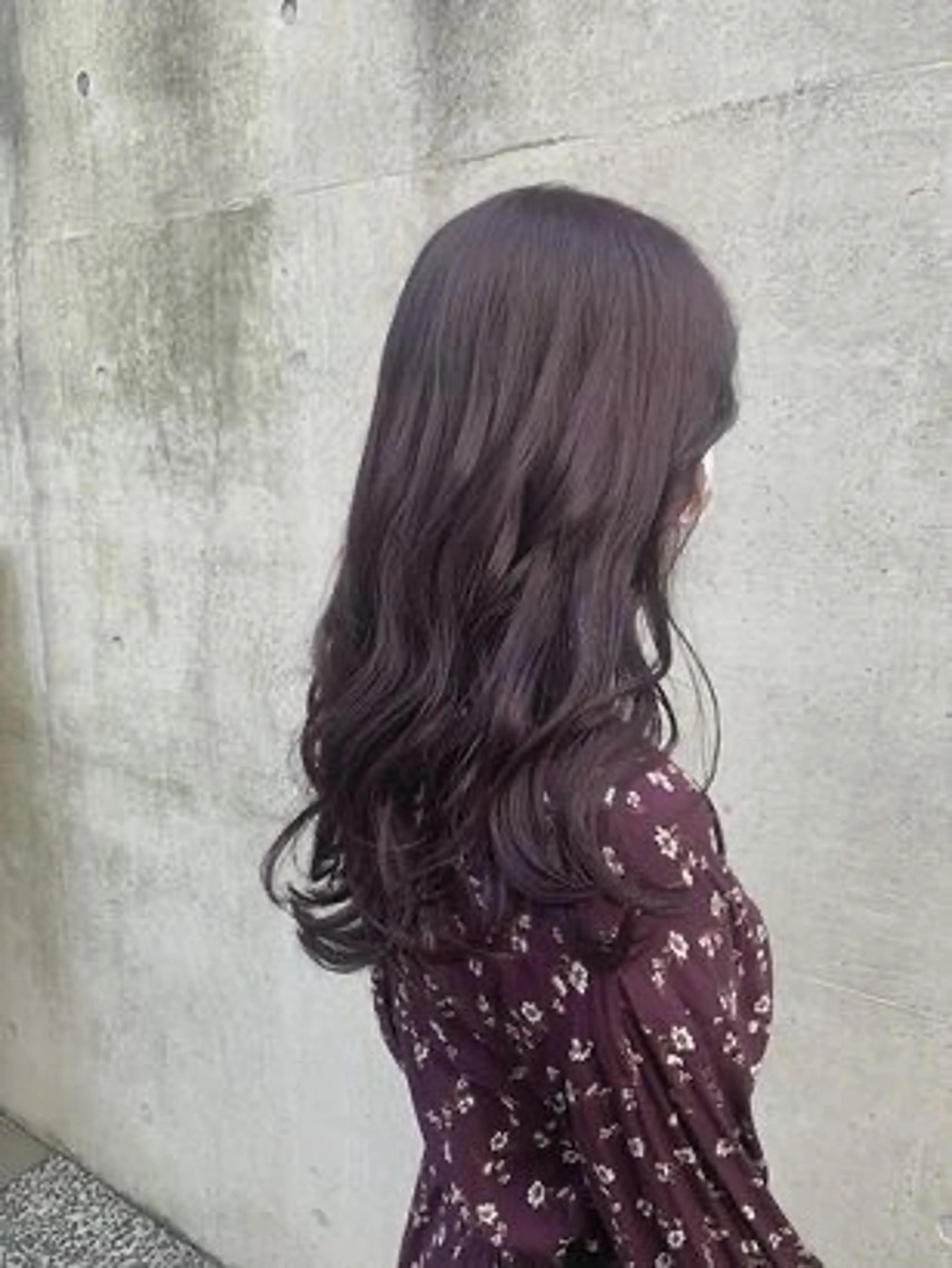 セミロング カラー パーマ パープルカラー ヘアカラー トリートメント 森山 陽菜のヘアスタイル