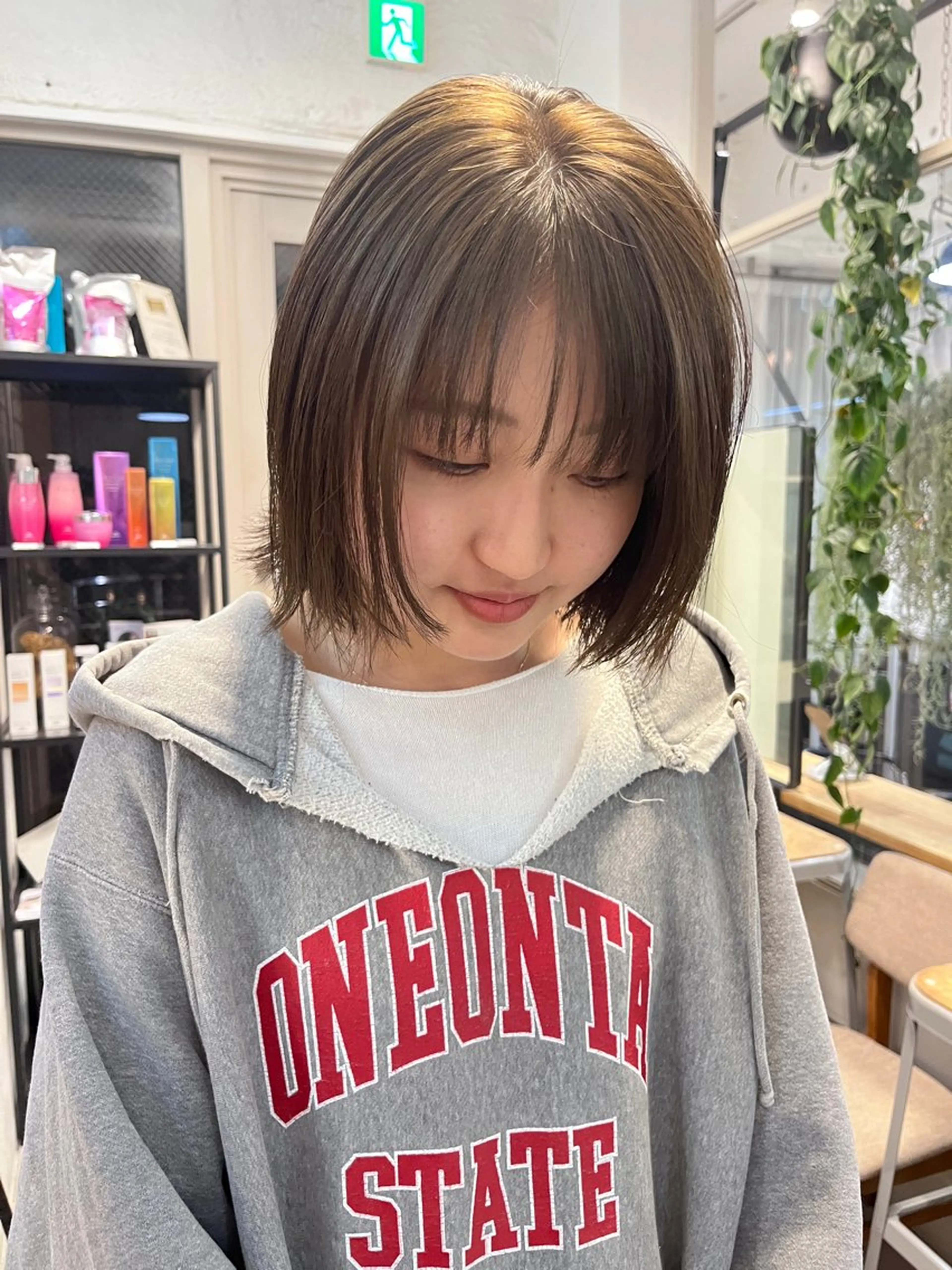 ショート カラー カット ヘアカラー トリートメント ヨシダ トモキのヘアスタイル