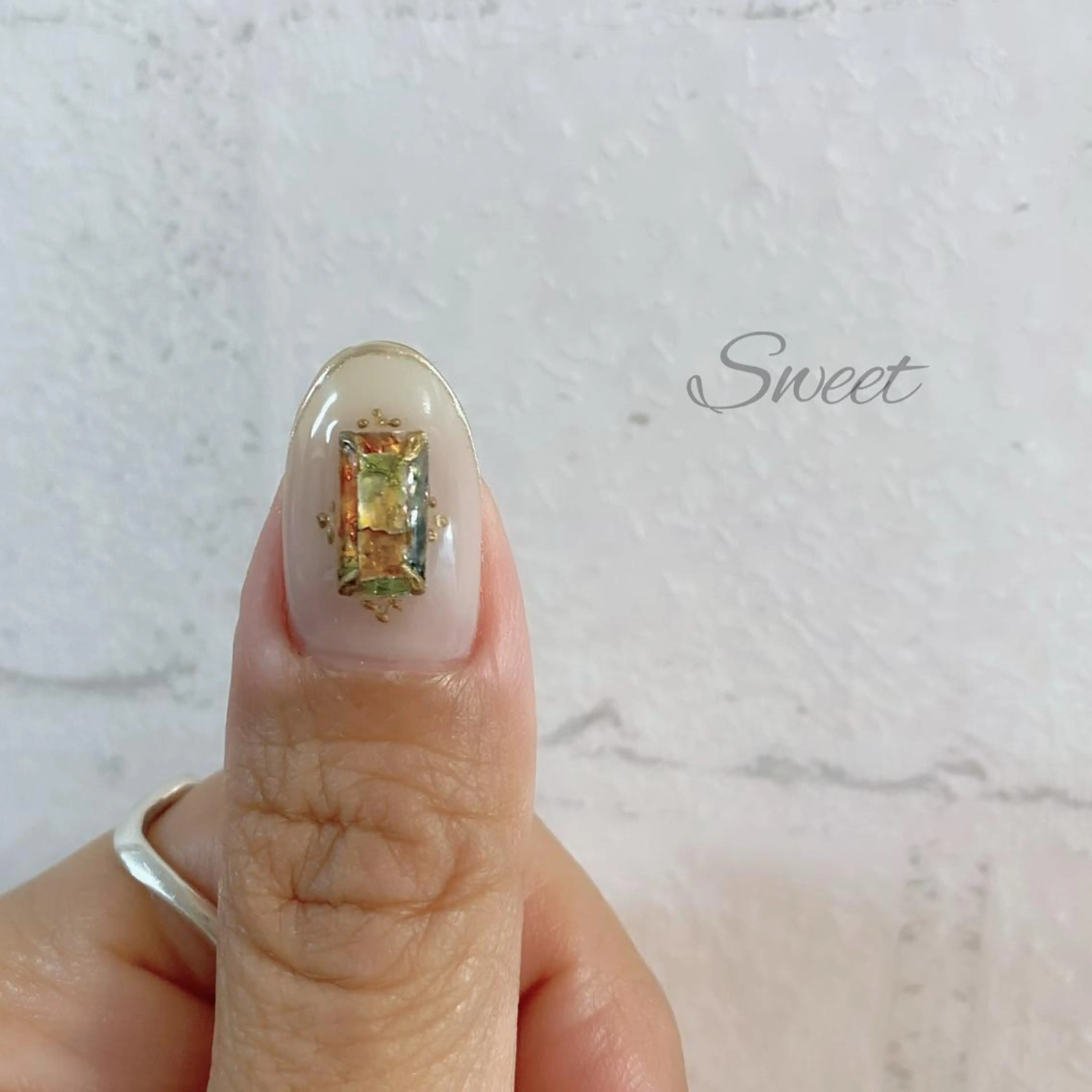 ネイル sweet 仲野陽子のネイルデザイン