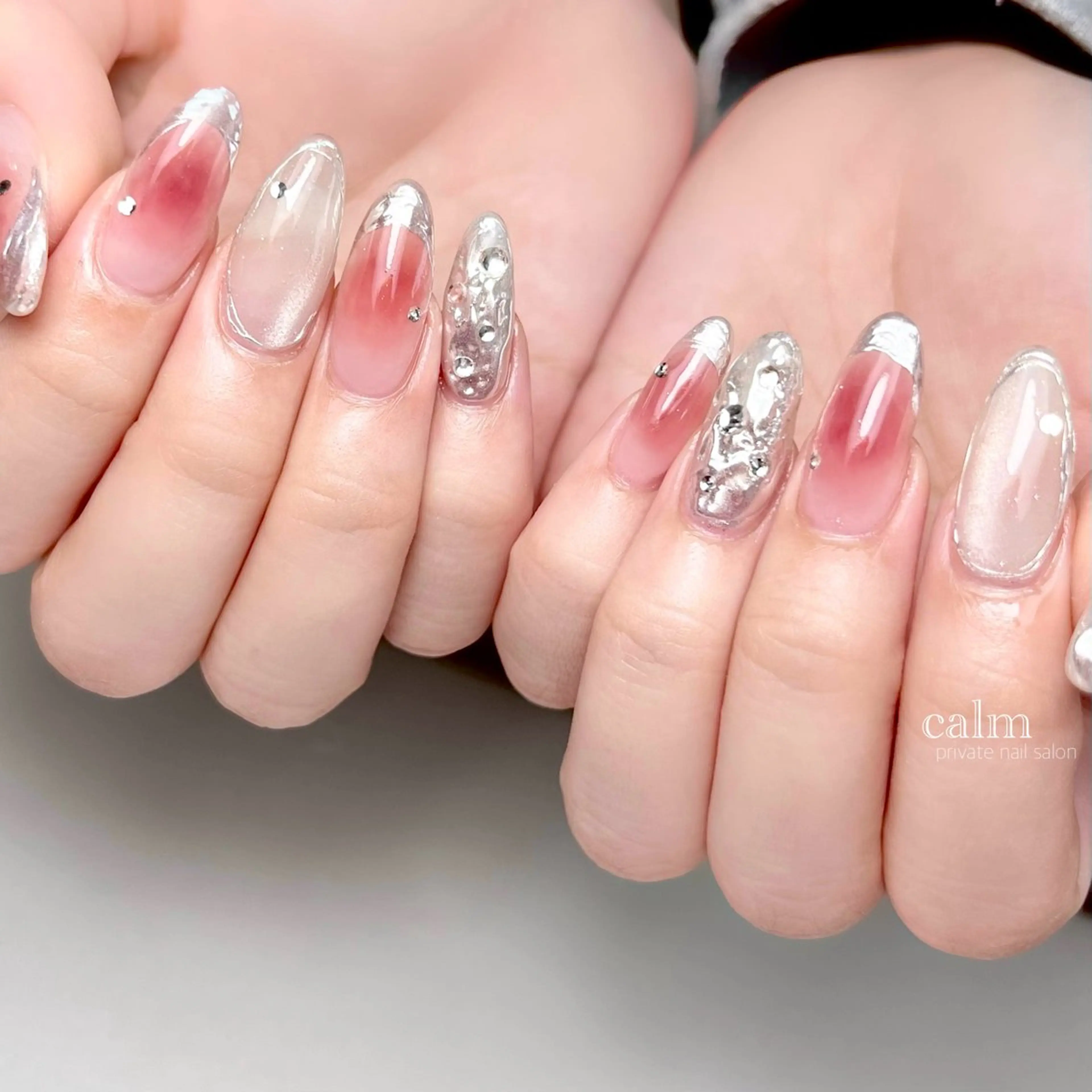 ネイル ハンドネイル calm 〔ｶｰﾑ〕のネイルデザイン
