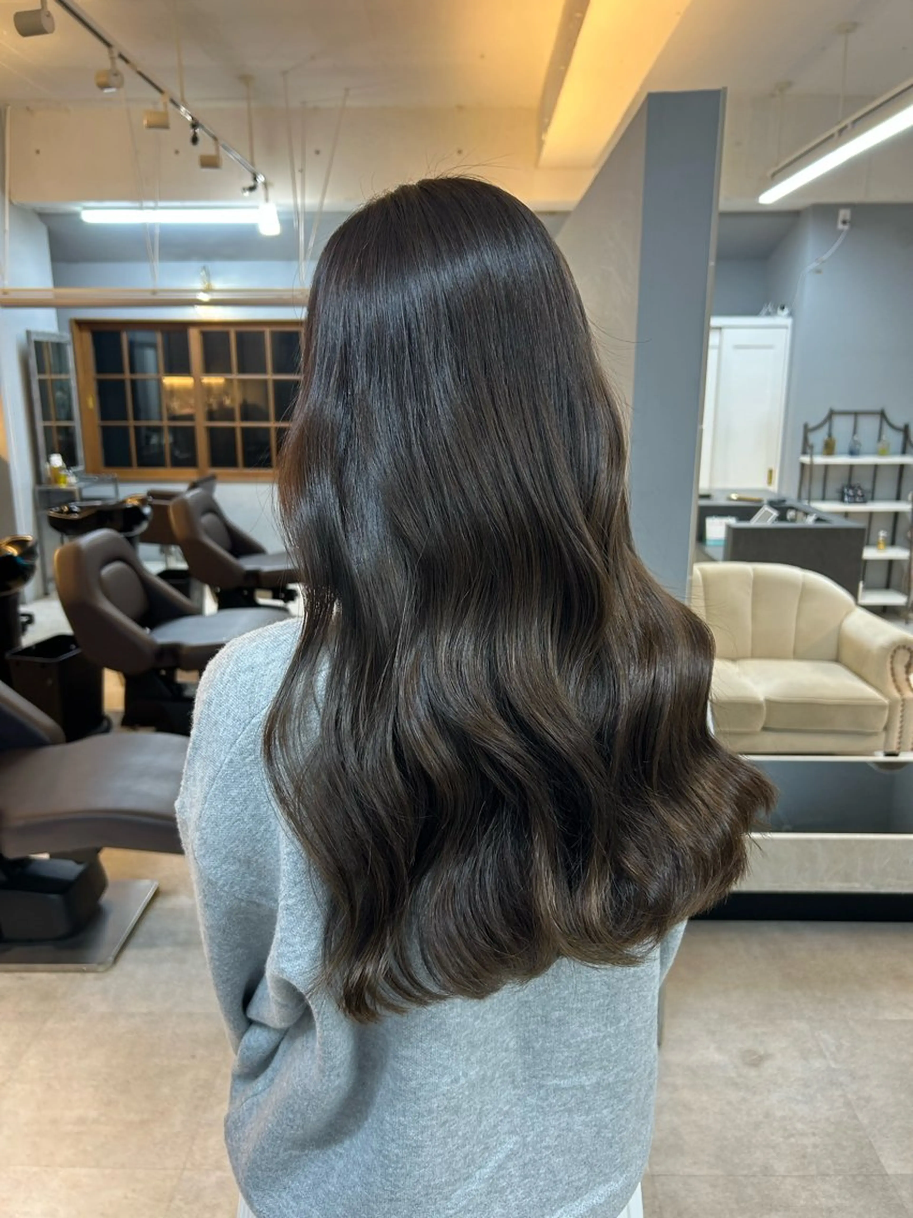 ロング カラー hair atelier OZ桑野店所属・阿佐見 若菜のヘアスタイル