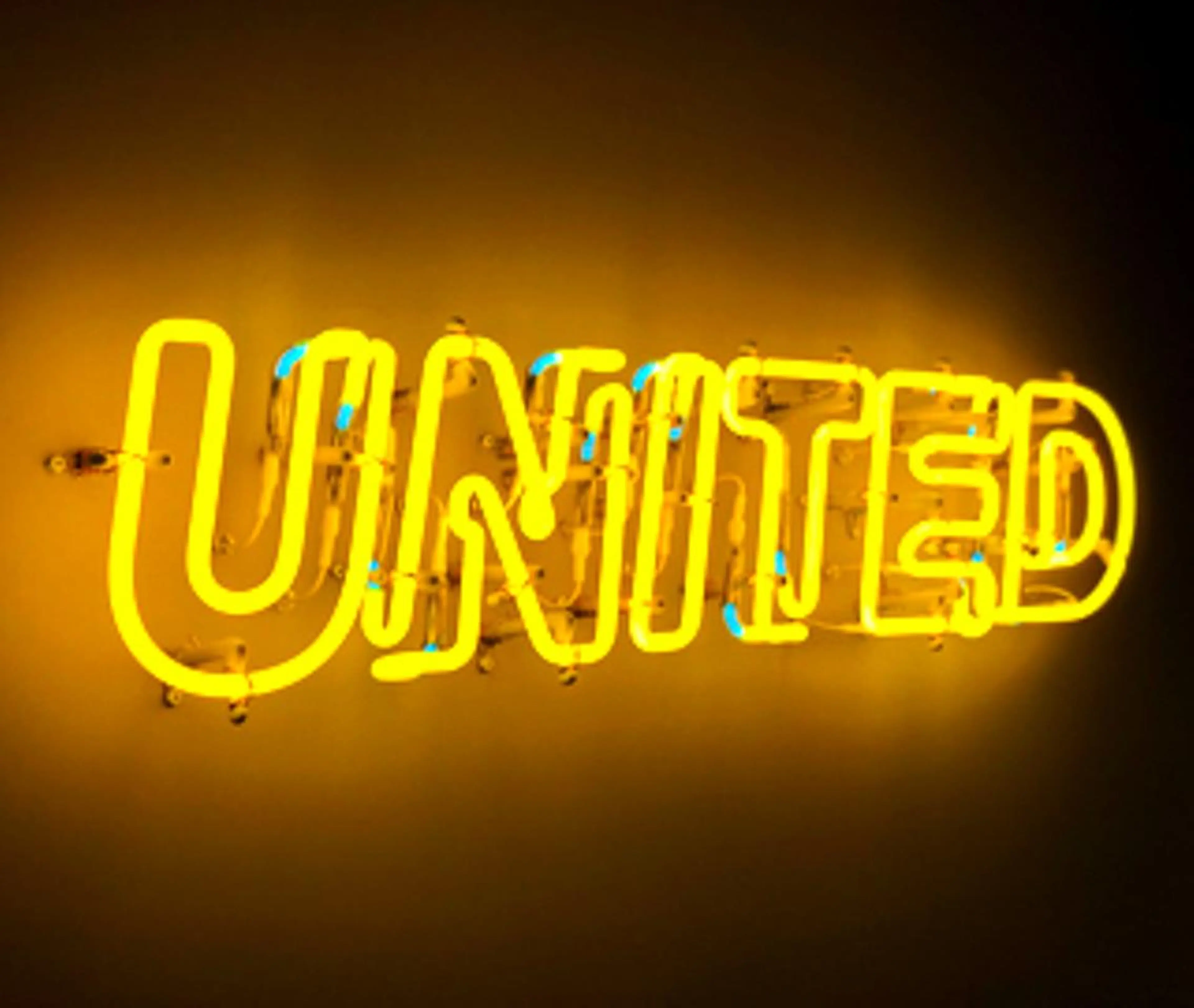 ショート 🌈ハイトーン×暗髪 🦄TAKUMI🦄のヘアスタイル