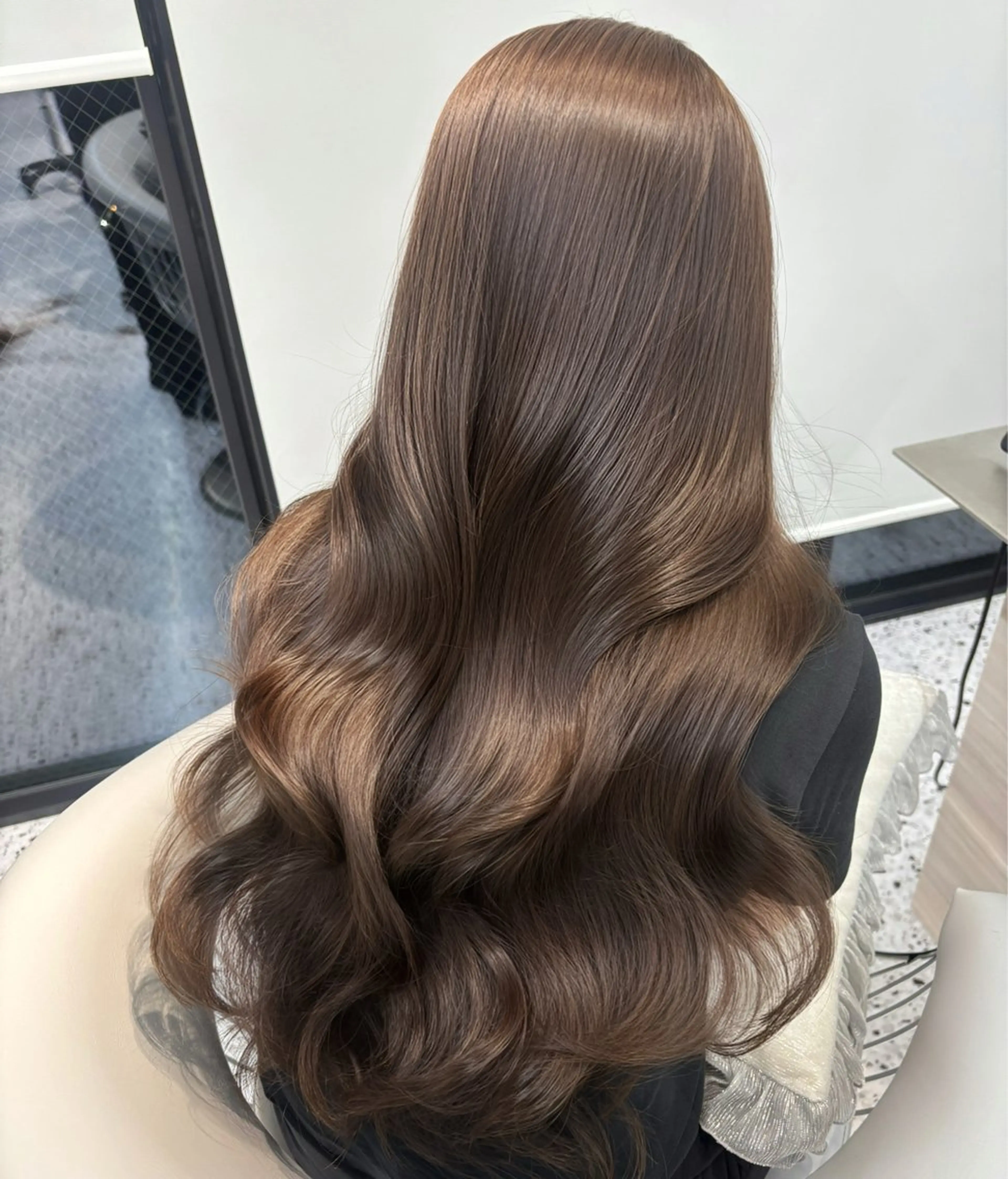 ロング チョコレートブラウン ヘアカラー Lond Role所属・🎀透明感ブラウ ンshizuka🎀のヘアスタイル