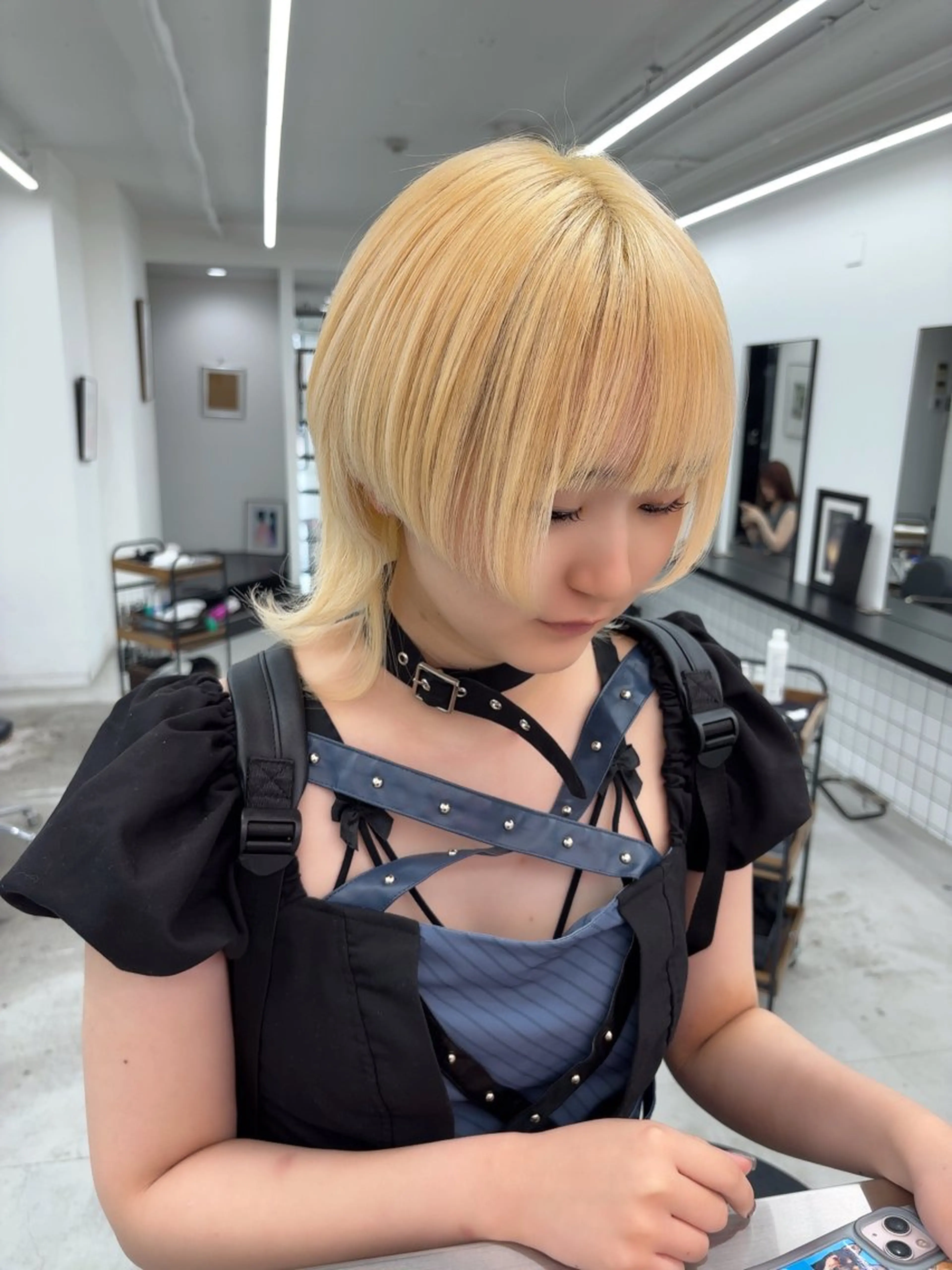 ミディアム カラー 抜きっぱなしブロンド ブロンド ヘアカラー トリートメント 🫧‪Ameri🫧 JILLSTUDIOのヘアスタイル