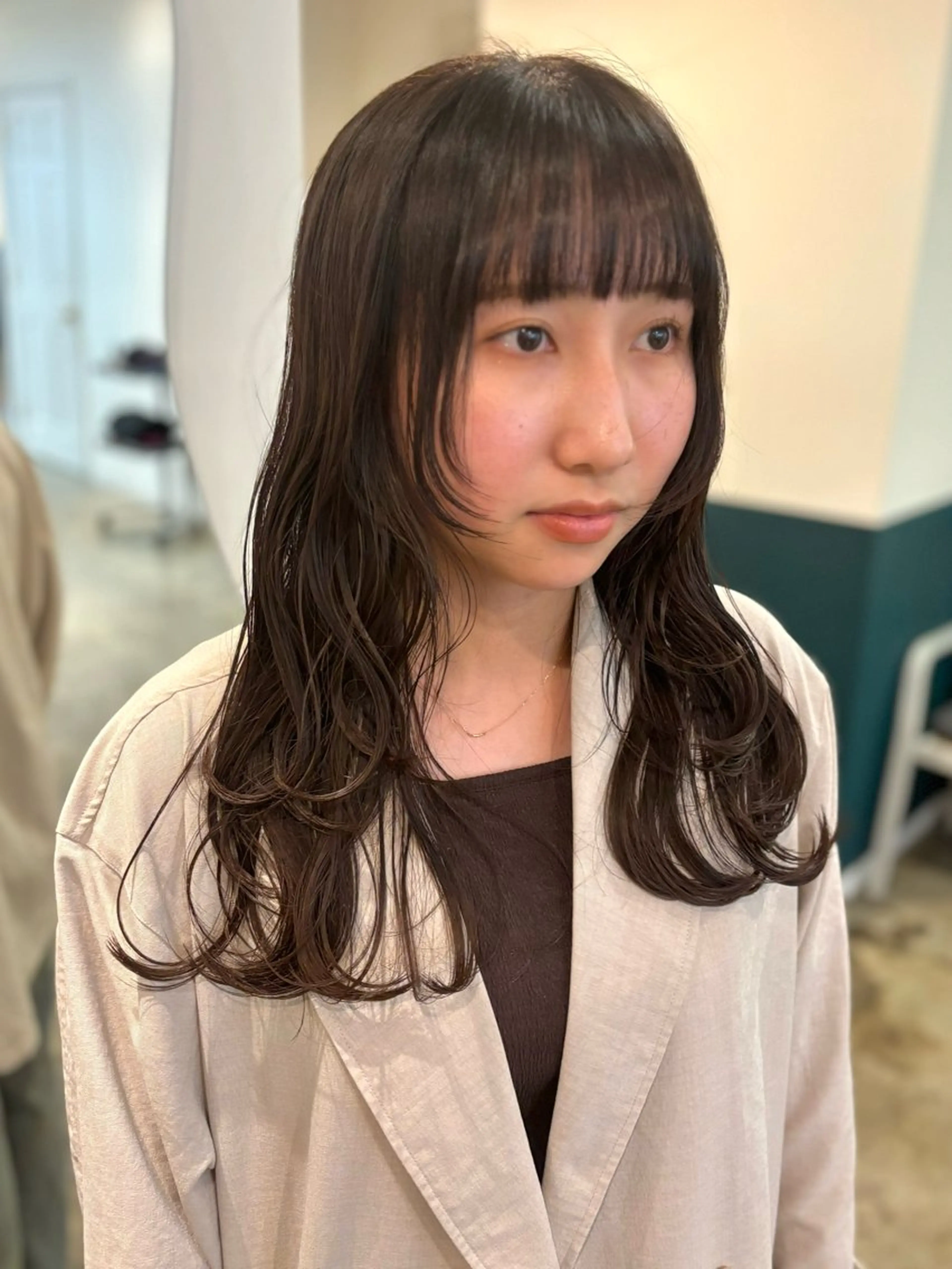 セミロング レイヤーカット ☁️RIKA☁️ @ri2_____bのヘアスタイル