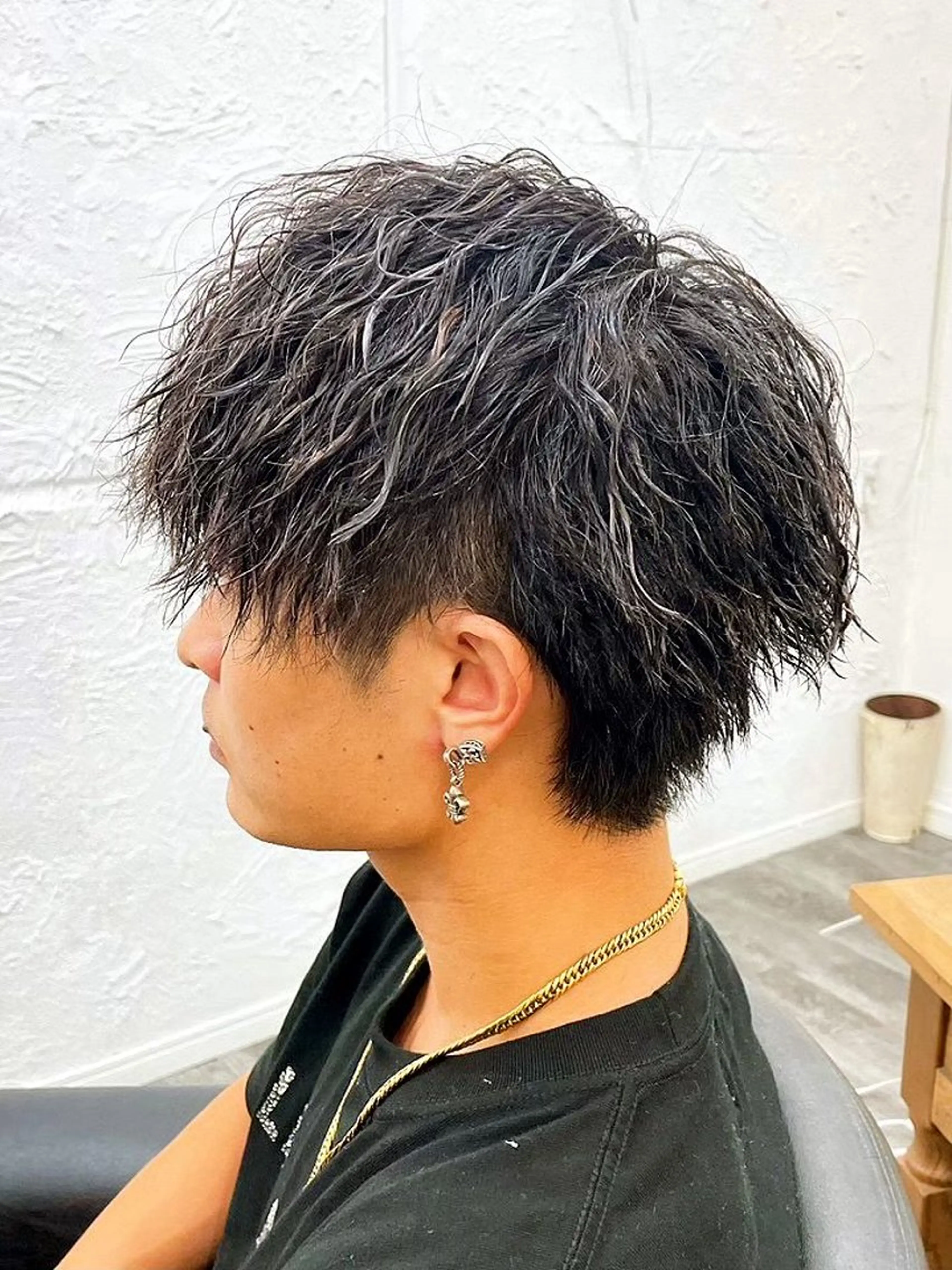 ショート カラー パーマ メンズ 鈴木 裕貴のヘアスタイル