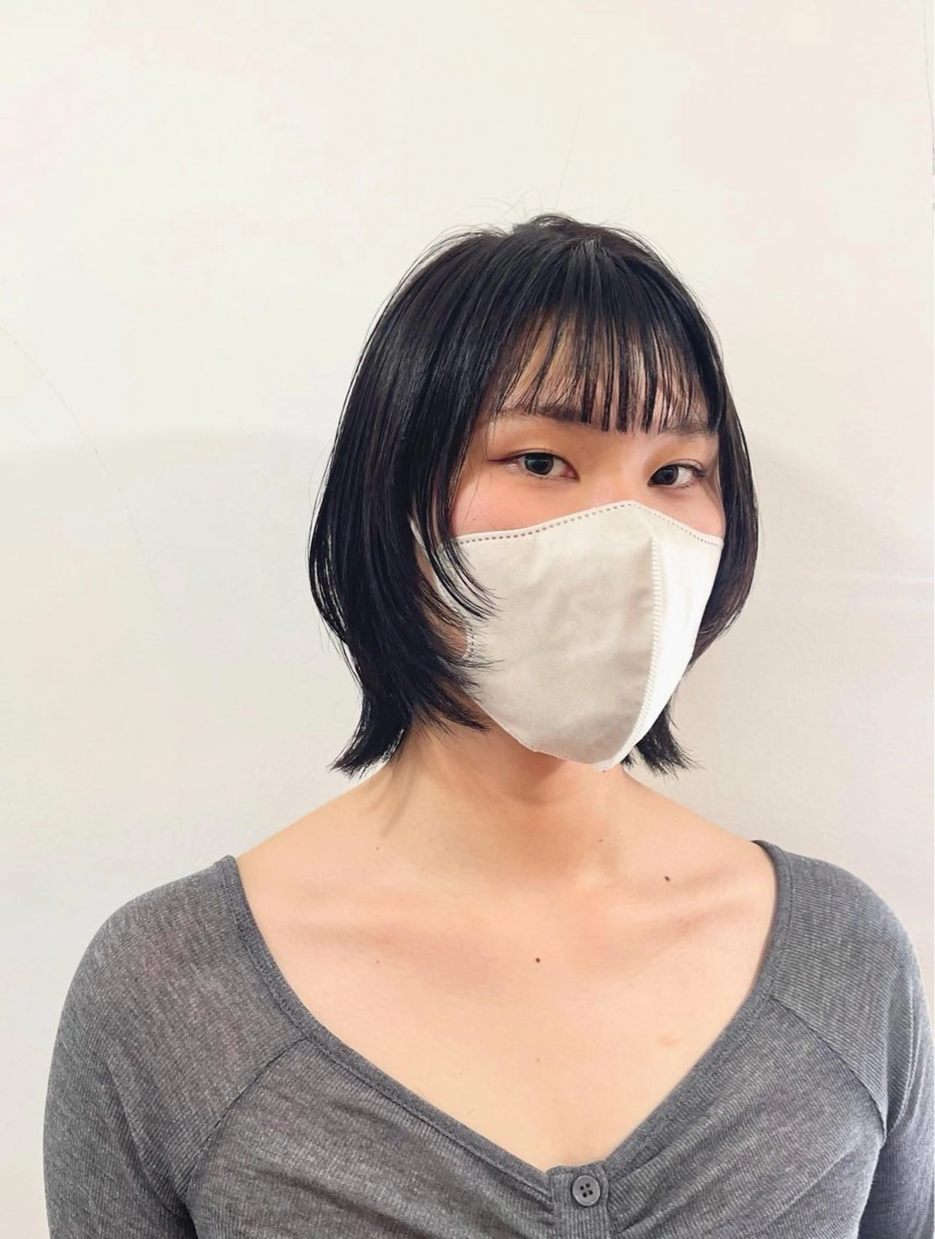 ミディアム カラー ボブレイヤー ブリーチ ブルーカラー ブラウンカラー ケアブリーチ カット ヘアカラー トリートメント mopa所属・mopa_kaede /透明感カラー/艶髪のヘアスタイル