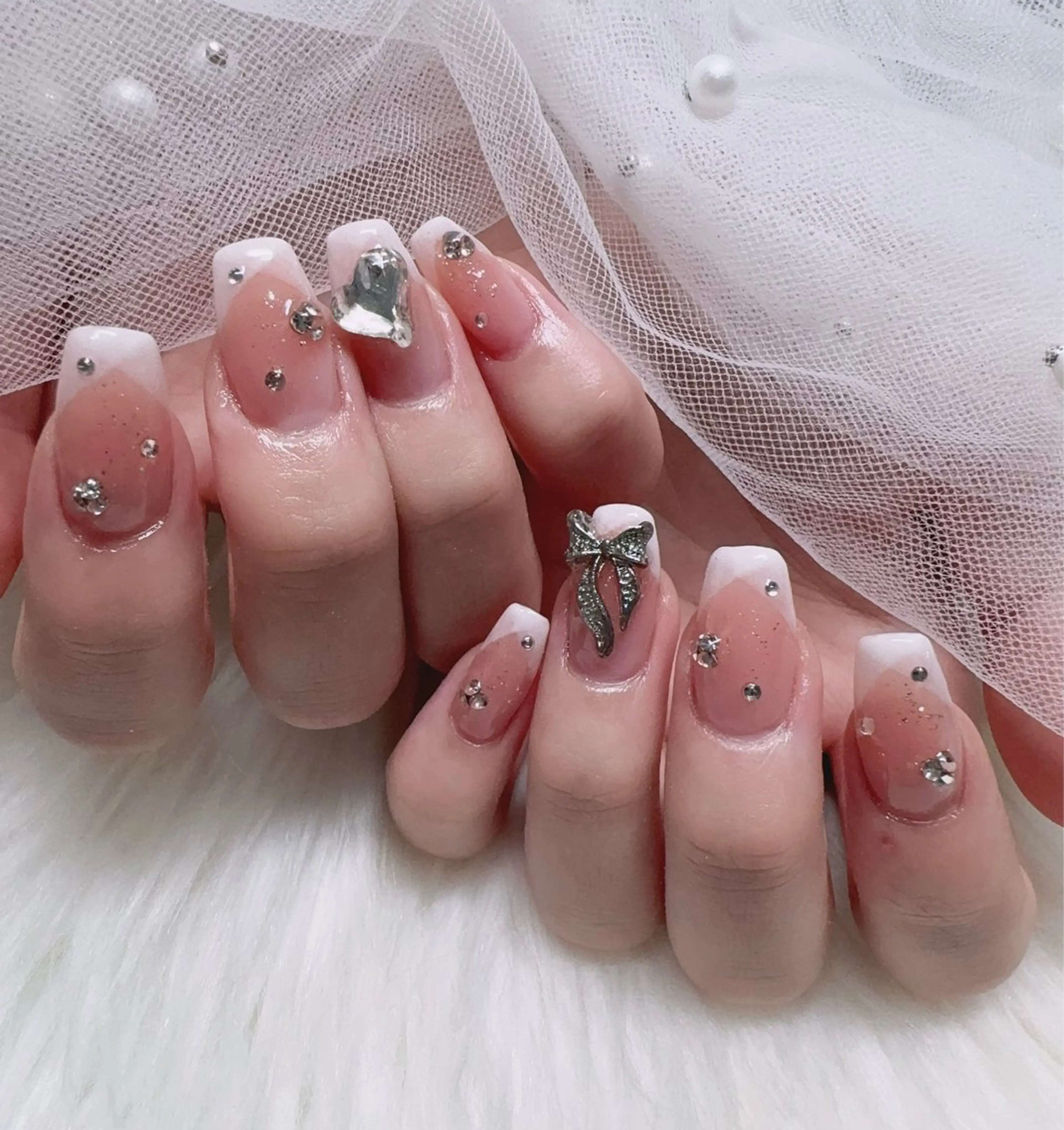 ネイル ハンドネイル ＆ME アンドミーのネイルデザイン