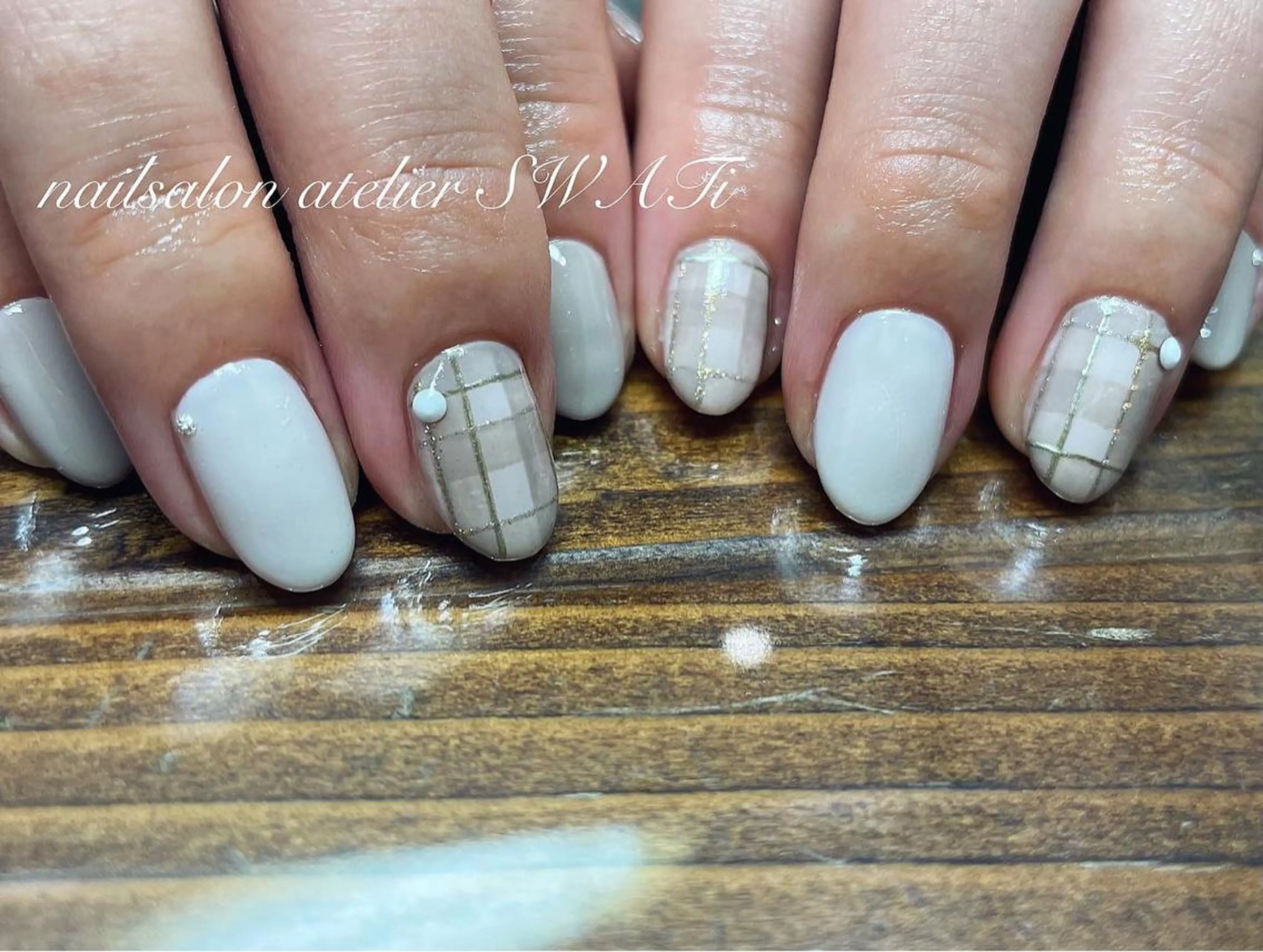 ネイル ヘアーサロン大野所属・nailsalon SWATiのネイルデザイン