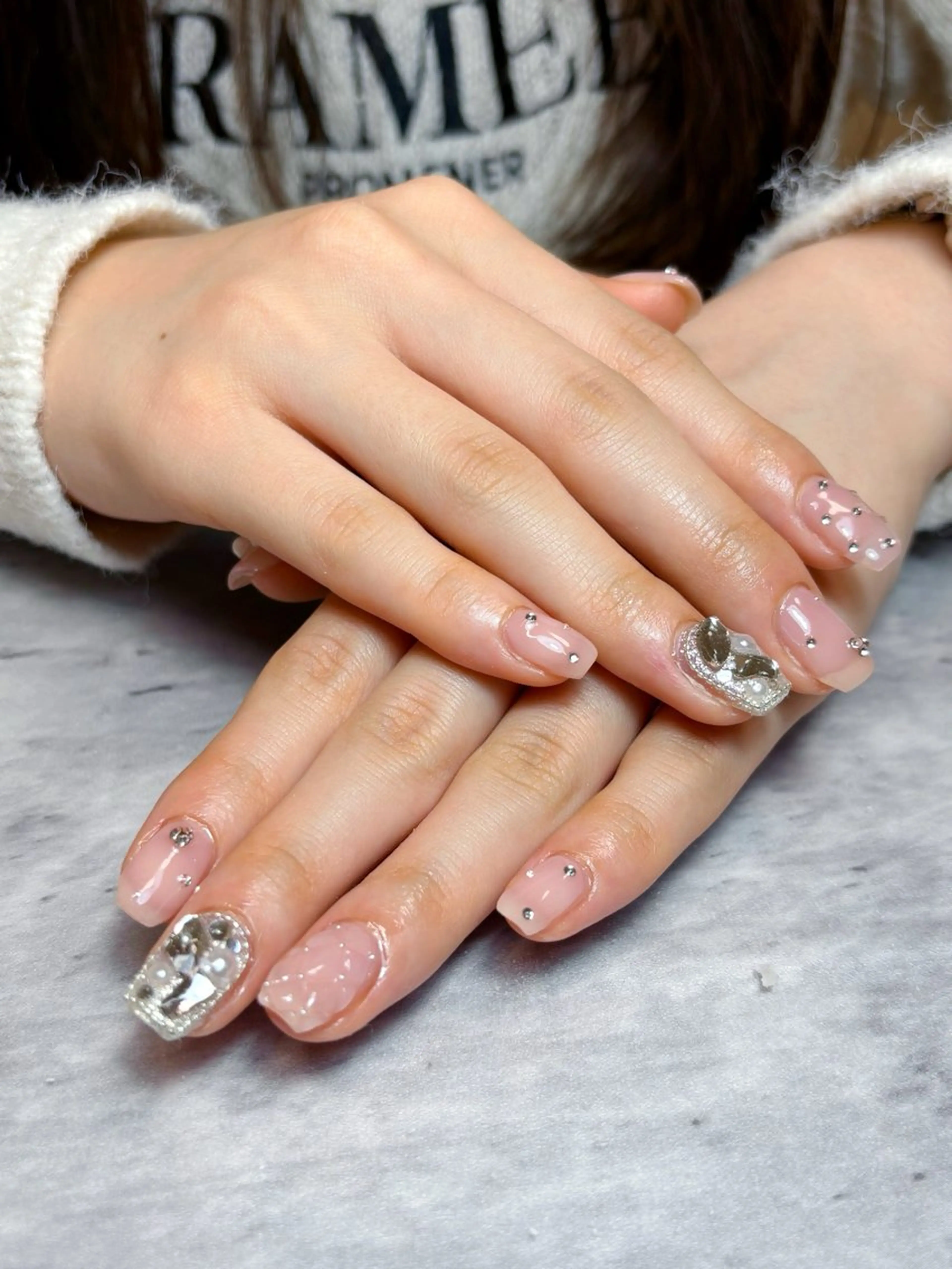 ネイル ワンホンネイル ハンドネイル nail salon epeのネイルデザイン