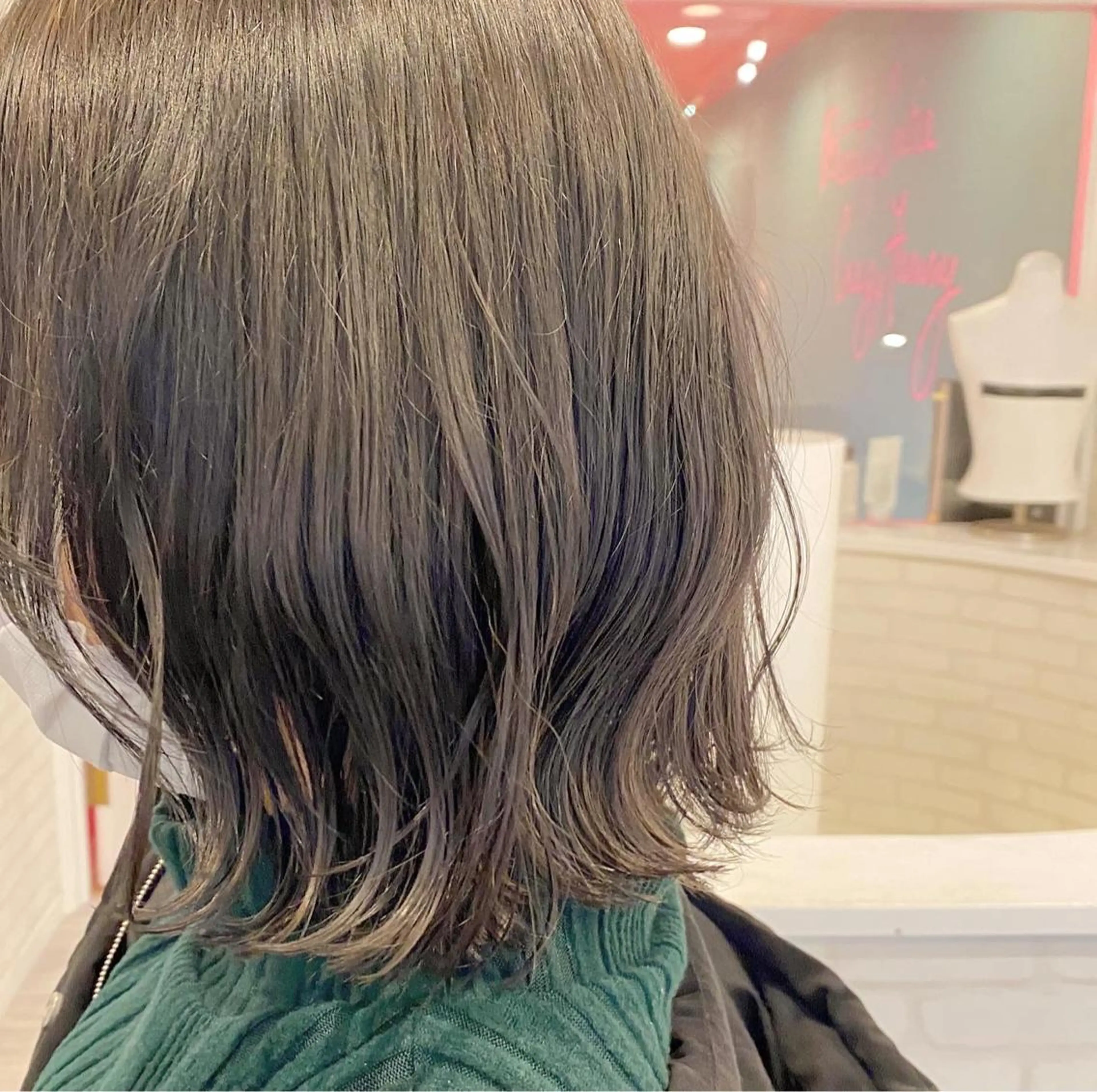 カラー すずき なぎさ☀️のヘアスタイル