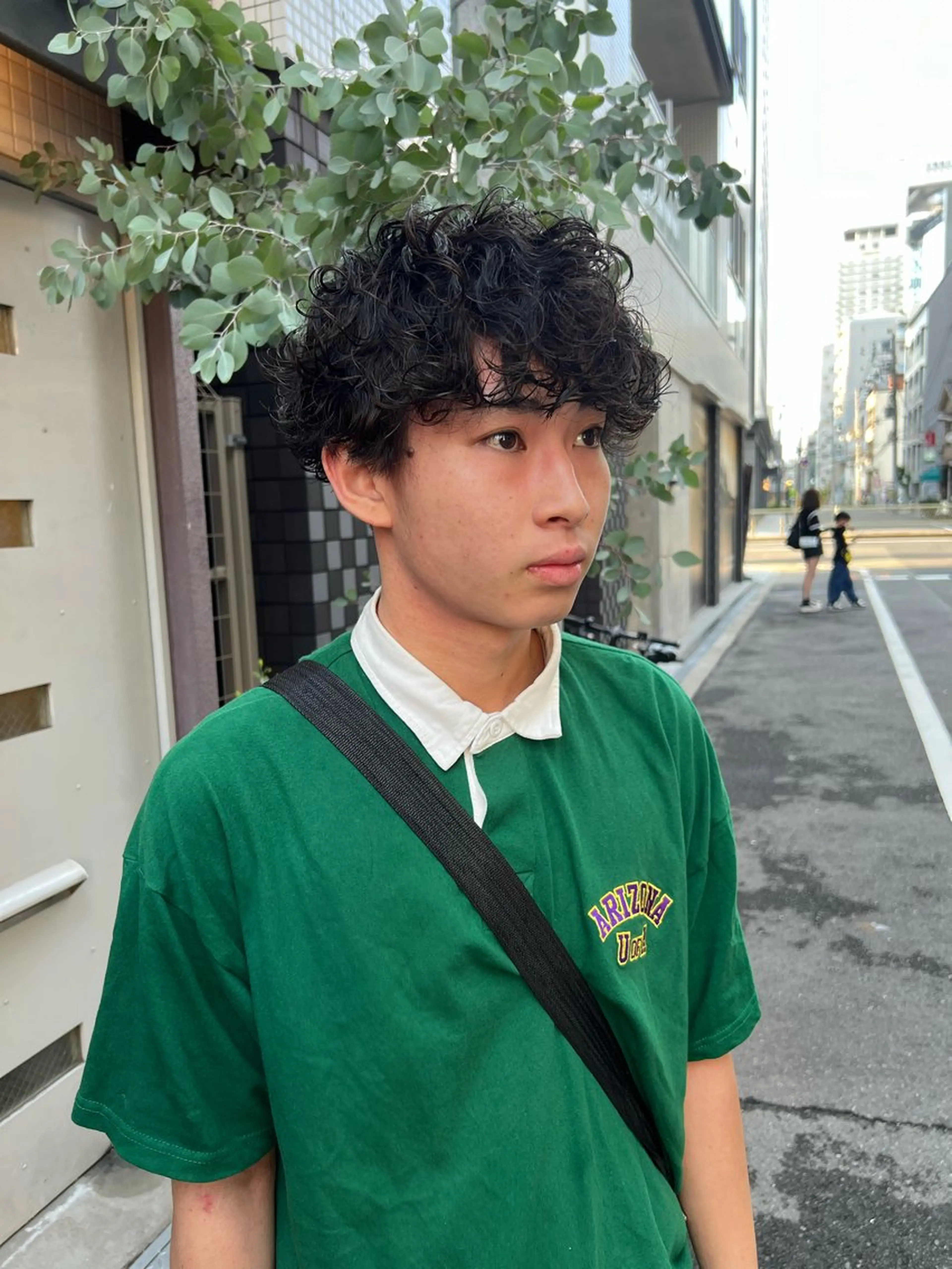 パーマ メンズ メンズパーマ 波巻きパーマ カット パーマ 大阪メンズハイトーン /スパイキー/RAIのヘアスタイル