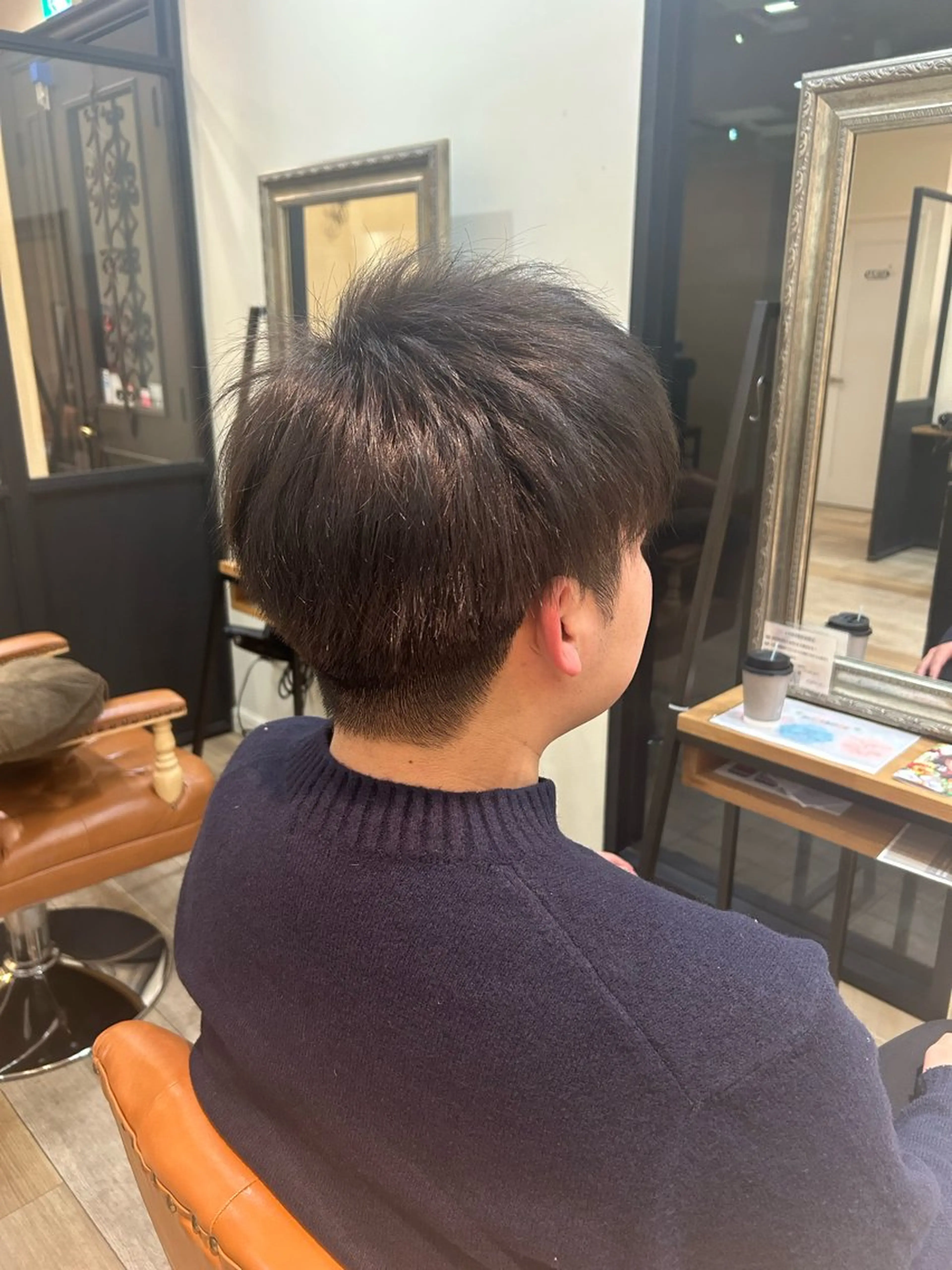 ショート カラー 松尾 遥花のヘアスタイル