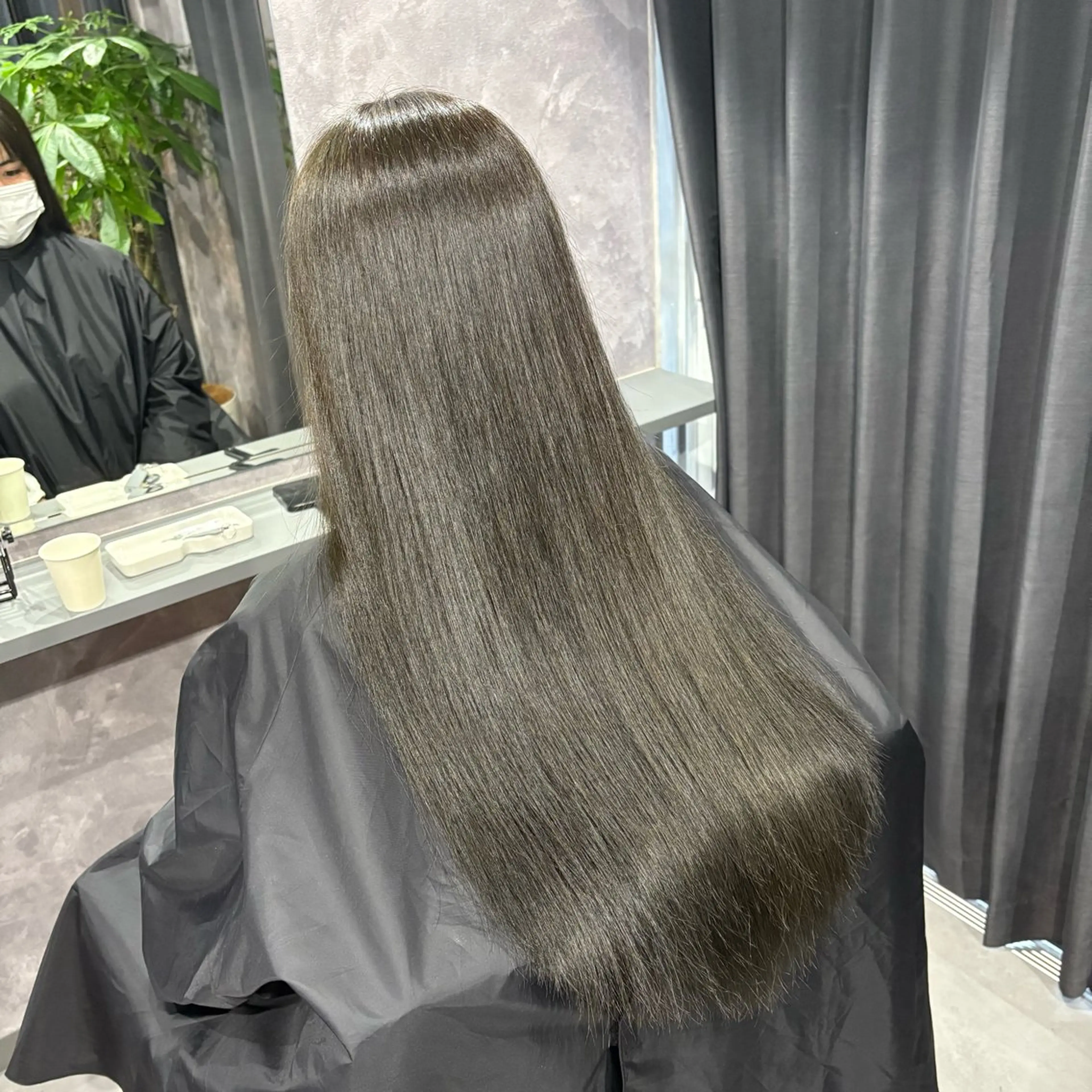 ロング カラー カット ヘアカラー トリートメント nameless miichiのヘアスタイル