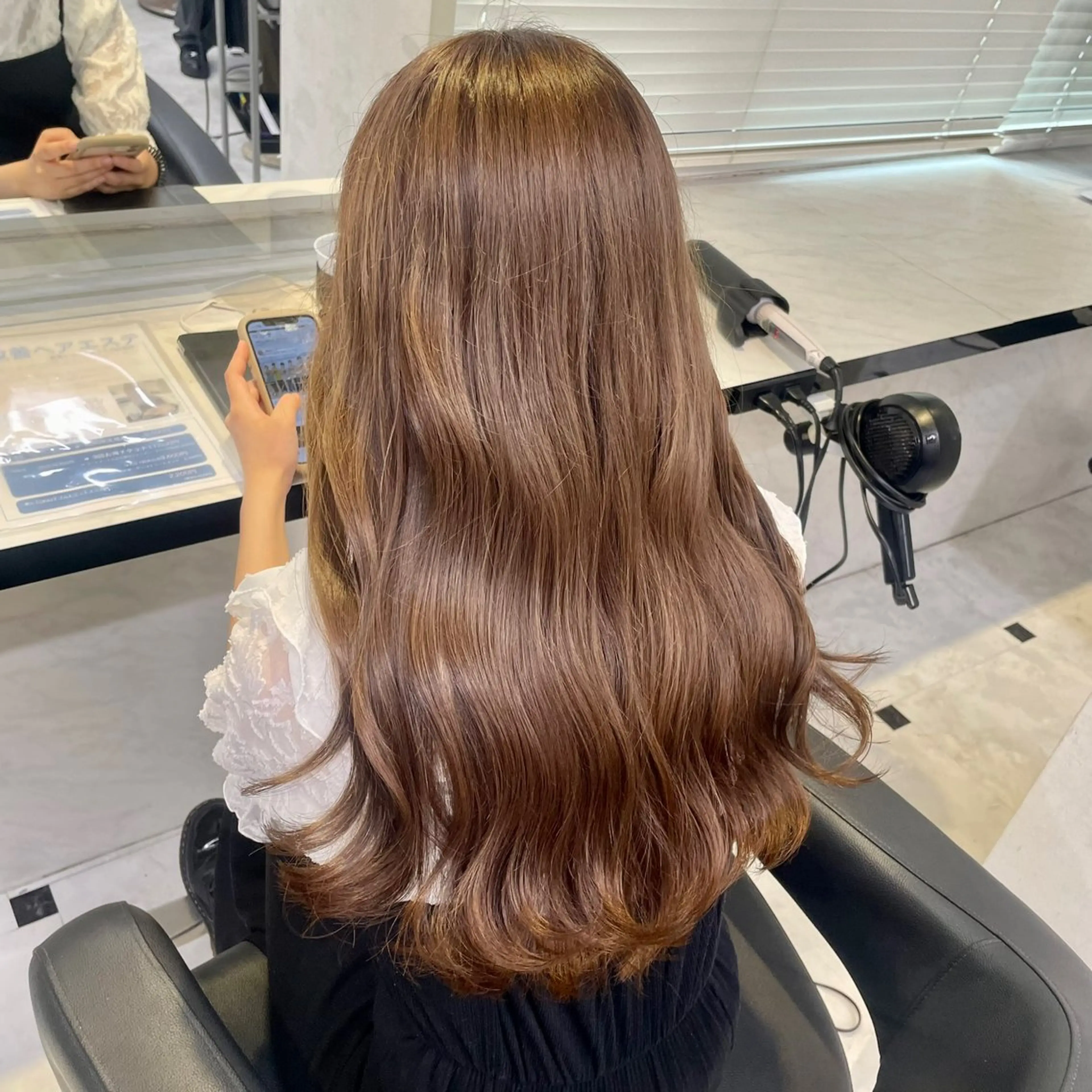 ロング カット 縮毛矯正 うる艶トレンドヘア 🕊️上野BABYのヘアスタイル