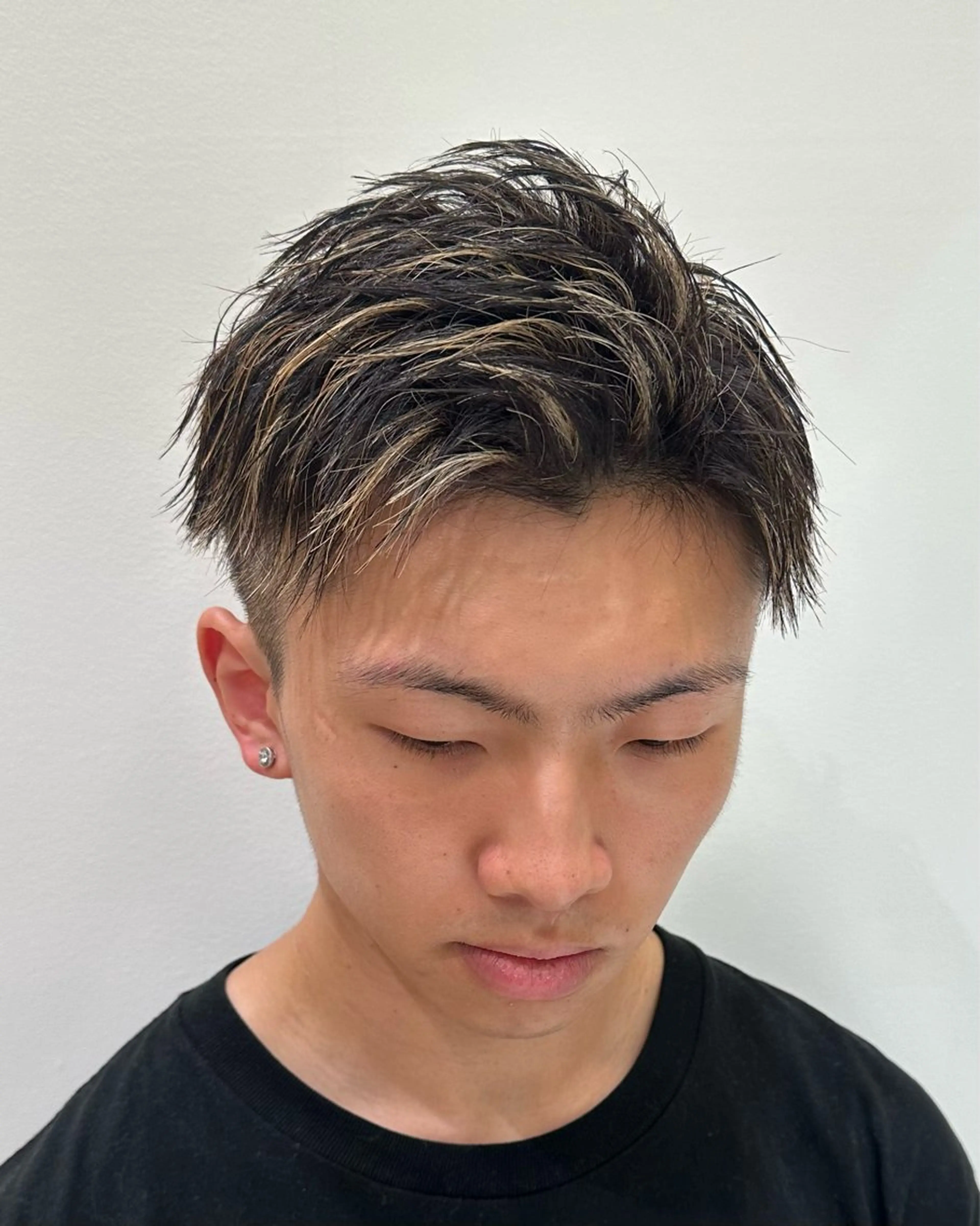 ショート パーマ メンズ メンズハイライト ハイライト KING of hair byNOISM所属・京都メンズ特化✨ No. 1/ユウキのヘアスタイル