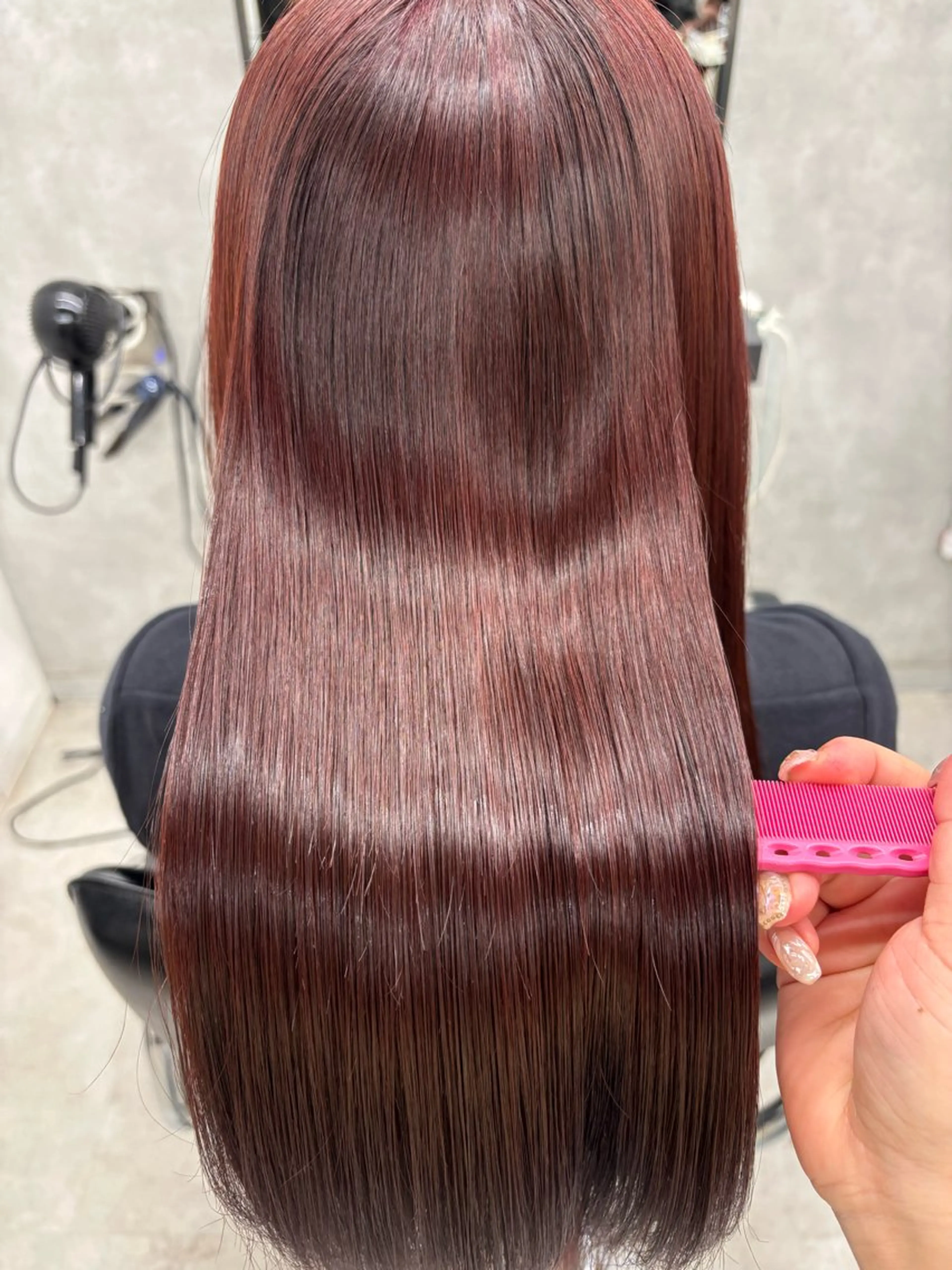 ロング カラー ブリーチ ブリーチなしカラー ピンクカラー 髪質改善 縮毛矯正 カット ヘアカラー 縮毛矯正 トリートメント 巻ける縮毛矯正🌸 勝倉　麗のヘアスタイル