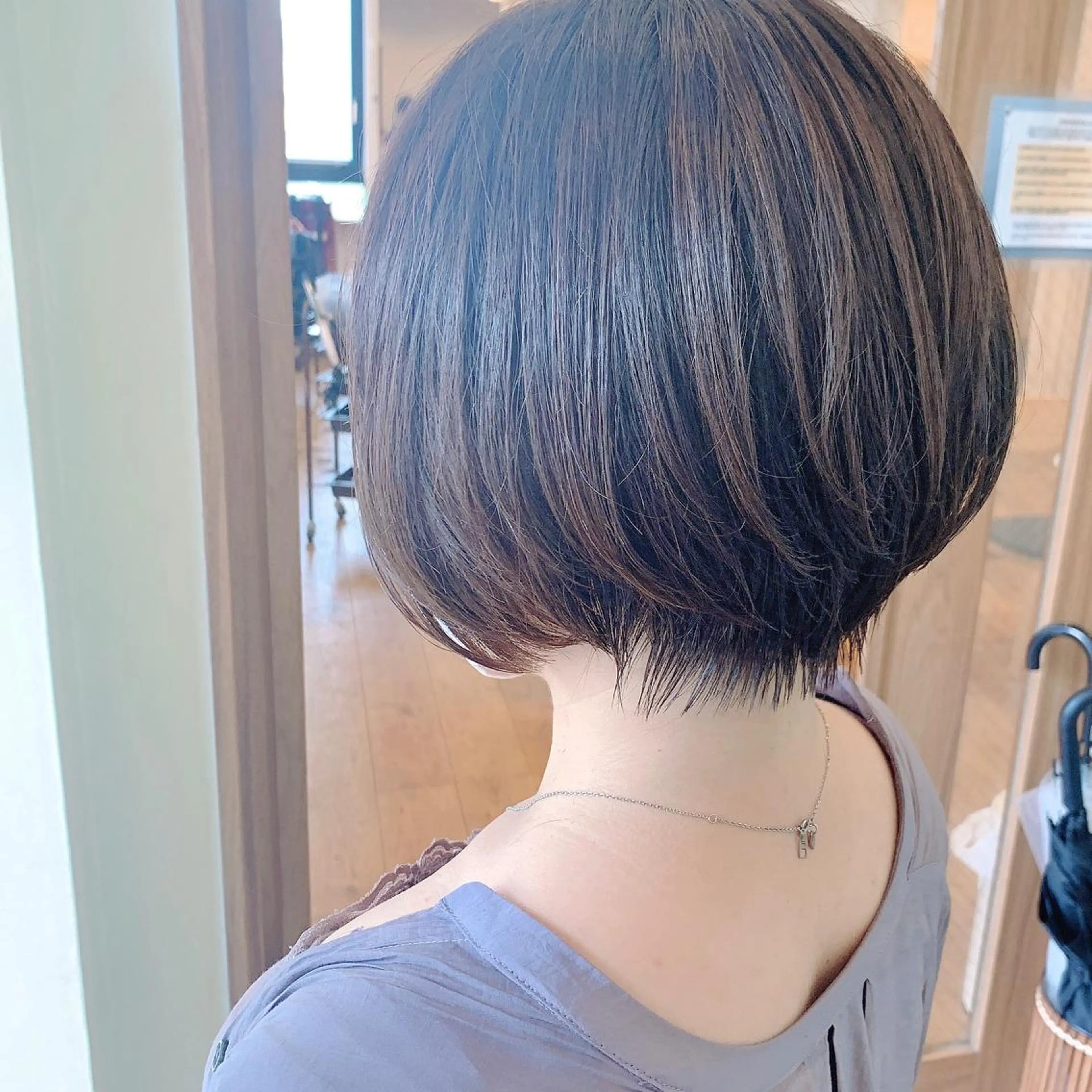 ショート ショートボブ 丸みショート ボブ ショートヘア 小顔カット カット NUMBER_ ユイナのヘアスタイル