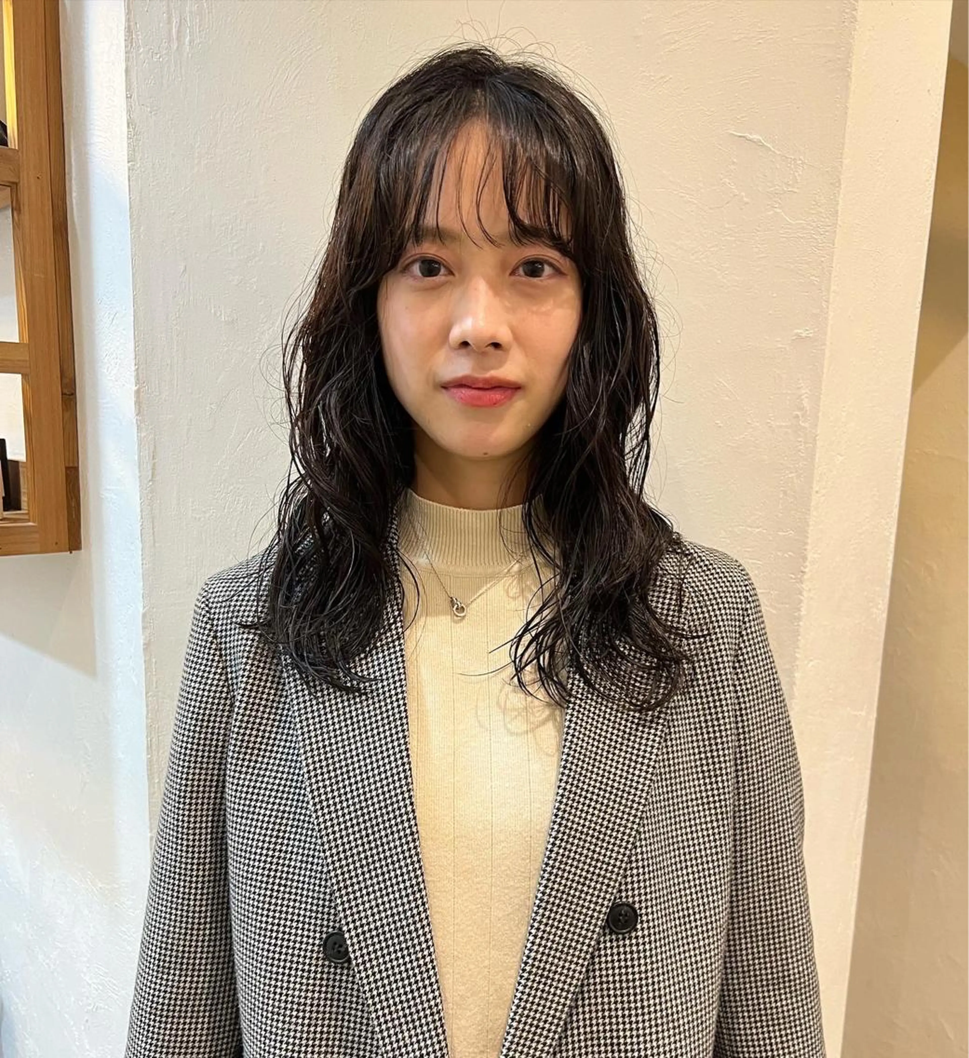 セミロング パーマ セミロングパーマ 韓国風ヘア カット ヘアカラー トリートメント 店長　ショート& パーマ　坂本のヘアスタイル
