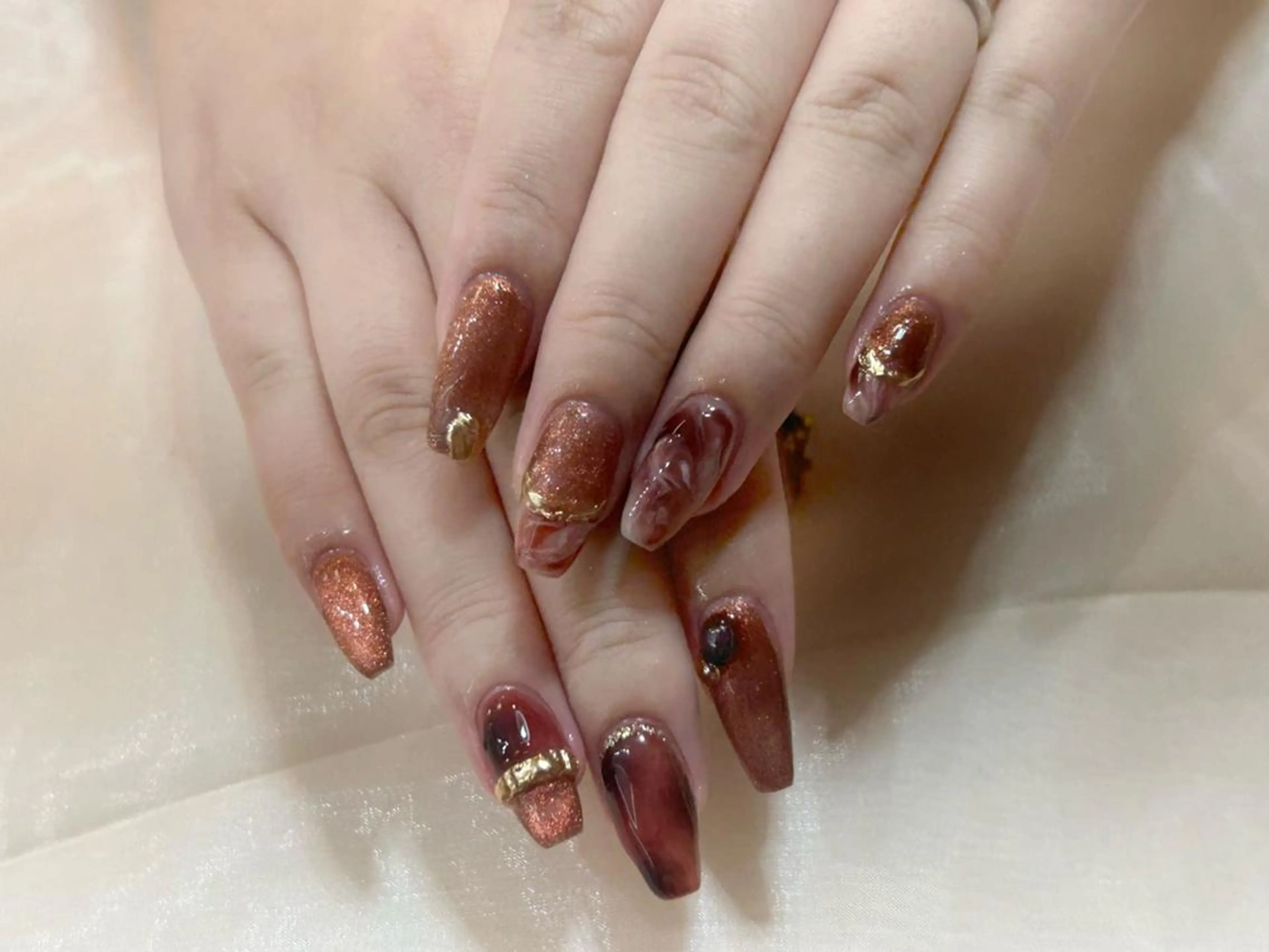 ネイル VIVIAN リサのネイルデザイン