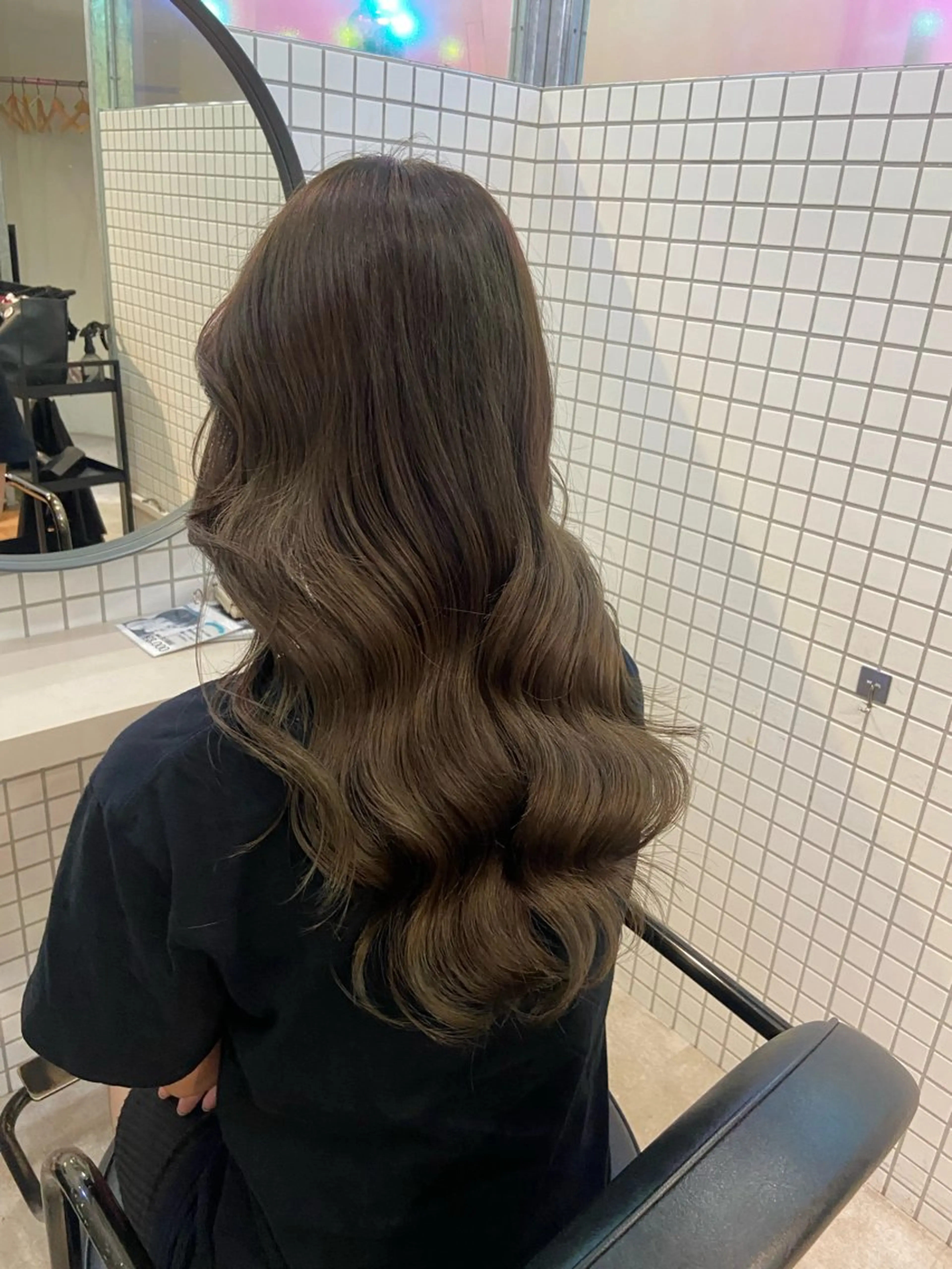 ロング Lutowa plus所属・ヨシザキ カノンのヘアスタイル