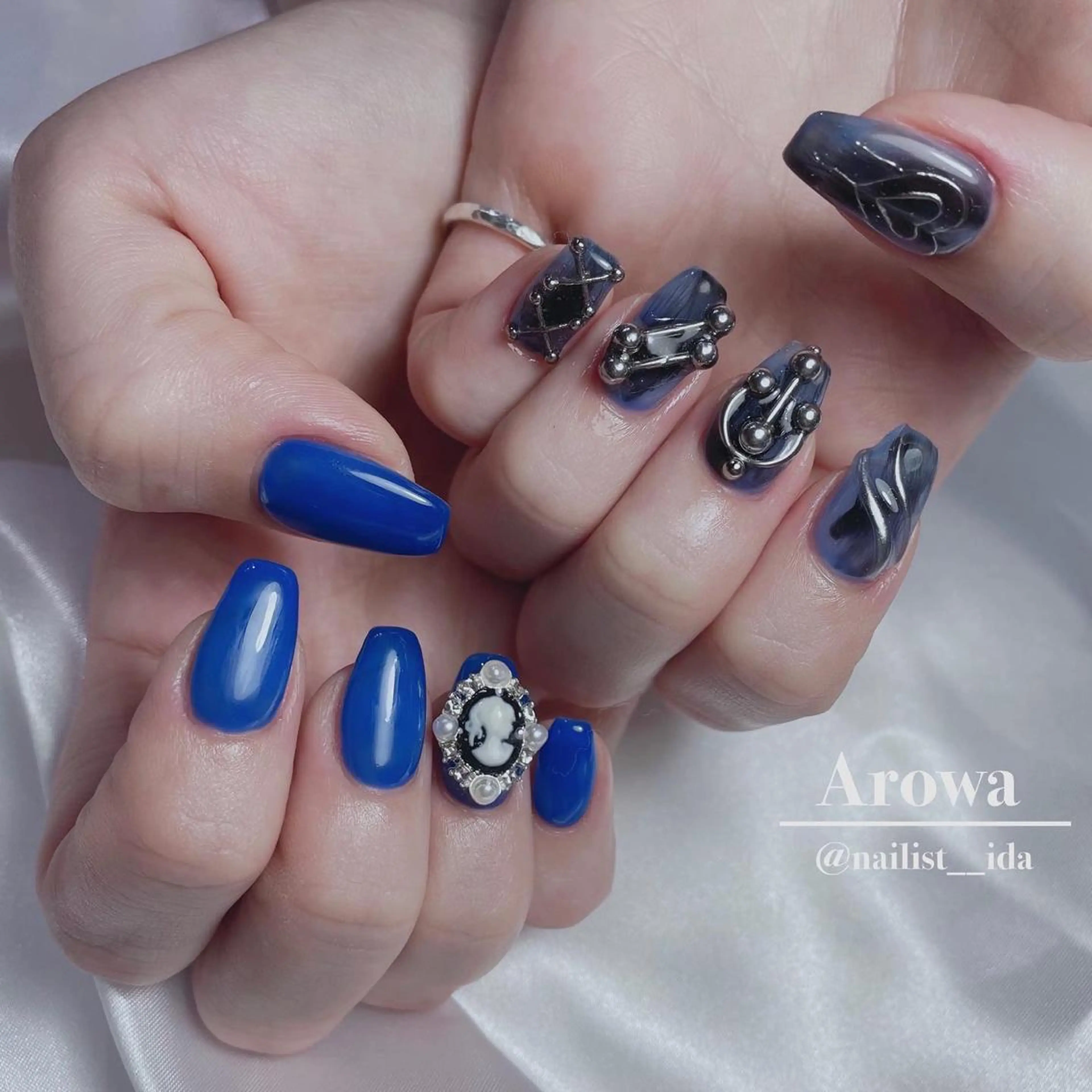 ネイル 持ち込み ニュアンスネイル Arowa 伊田のネイルデザイン