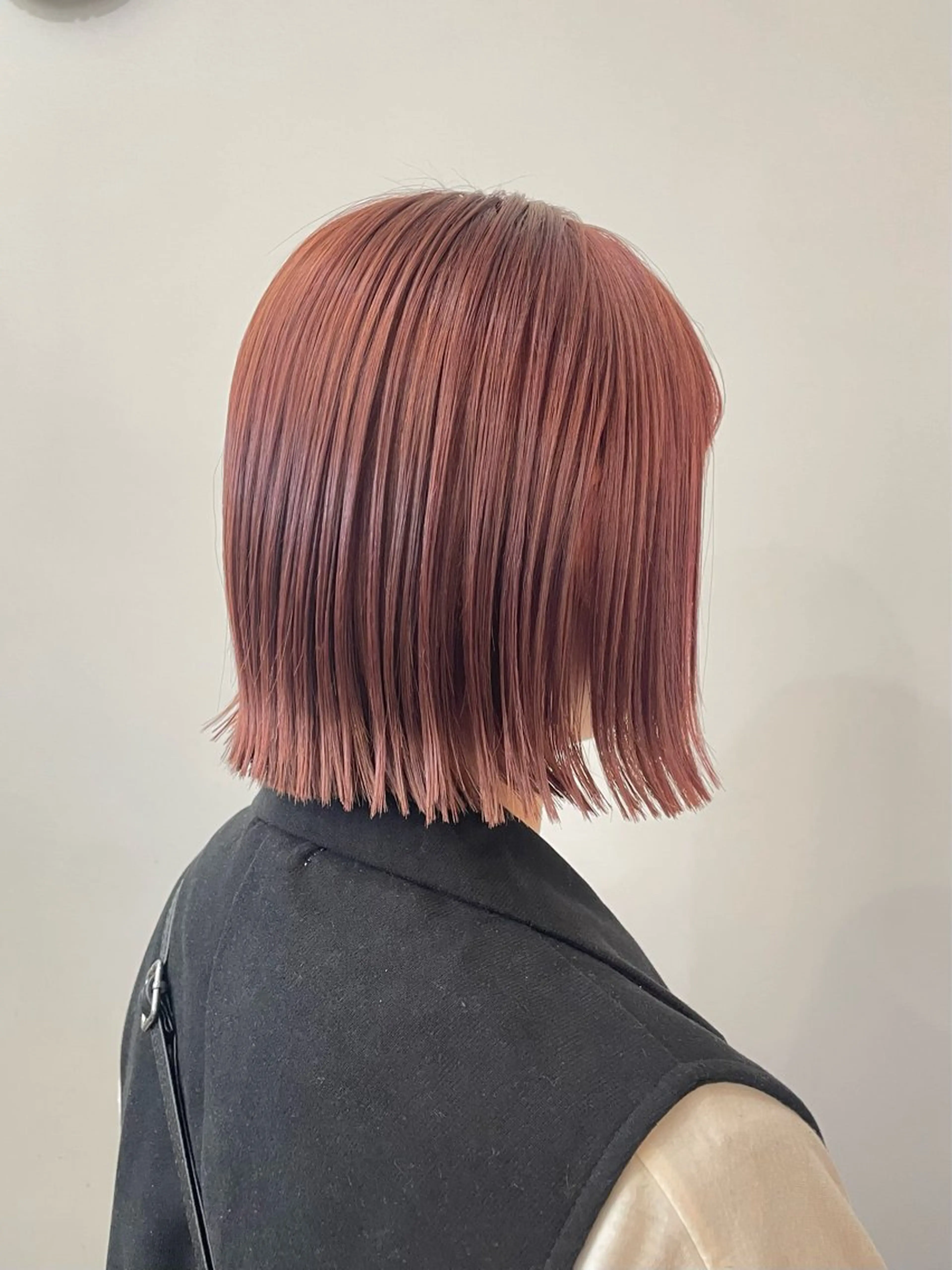 ショート カット トリートメント LENA/原宿/ブリ ーチなしWカラー🌼のヘアスタイル