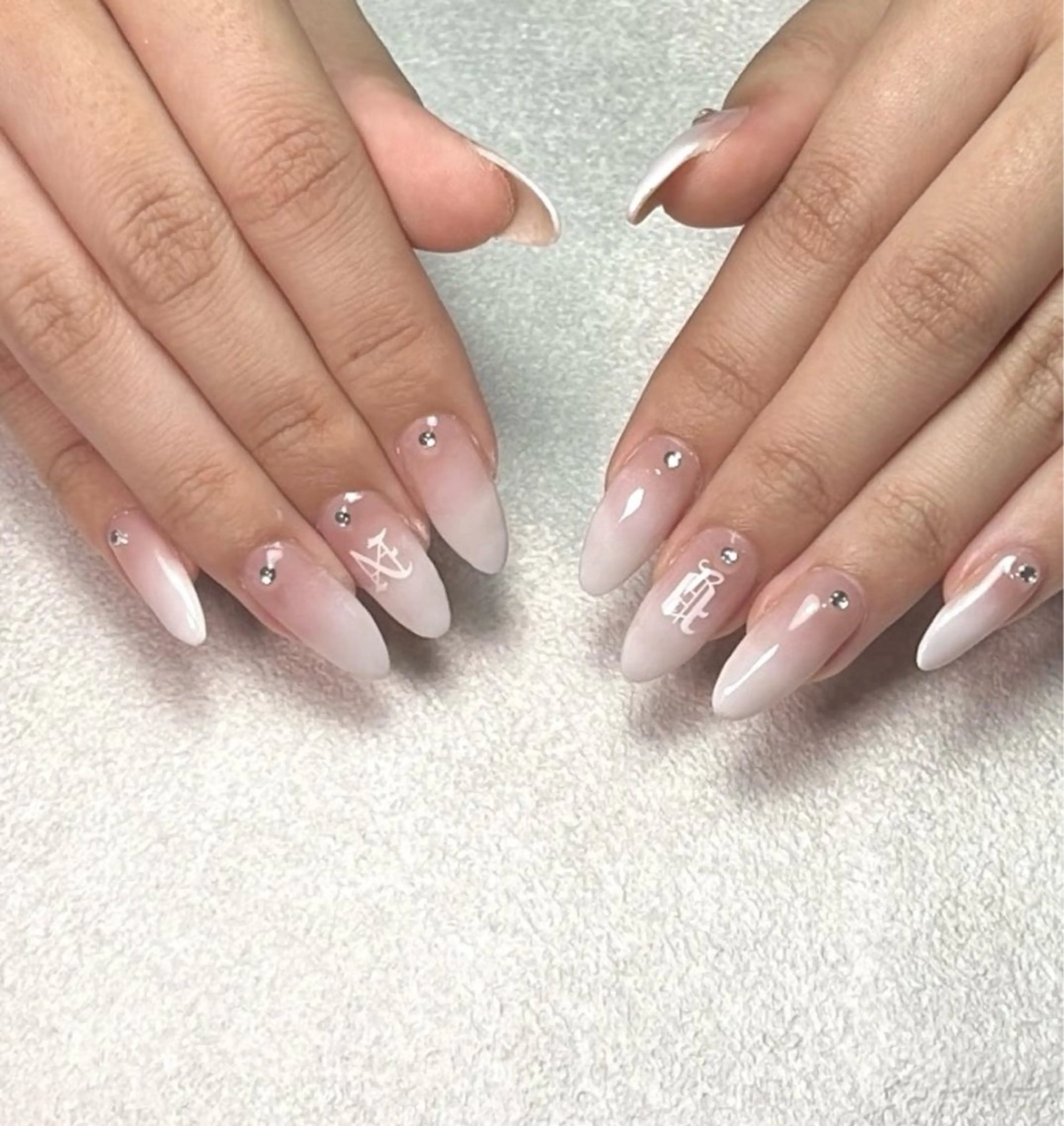 ネイル ハンドネイル ハンドケア ネイリスト ハンのネイルデザイン