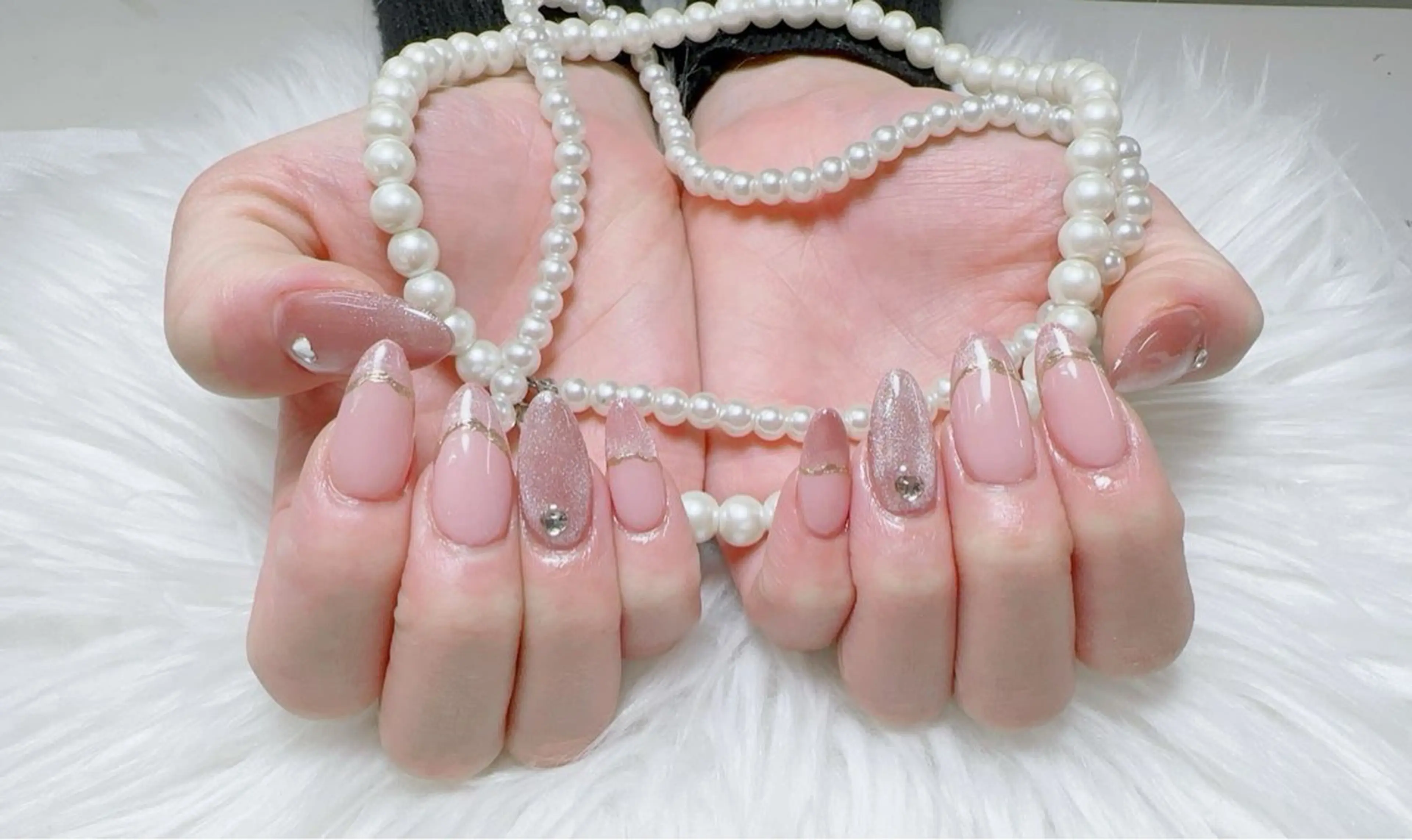 ネイル 長さ出し フレンチネイル ジェルネイル ガラスフレンチ 韓国ネイル ハンドネイル ハンドケア For U nail スカルプ専門店のネイルデザイン