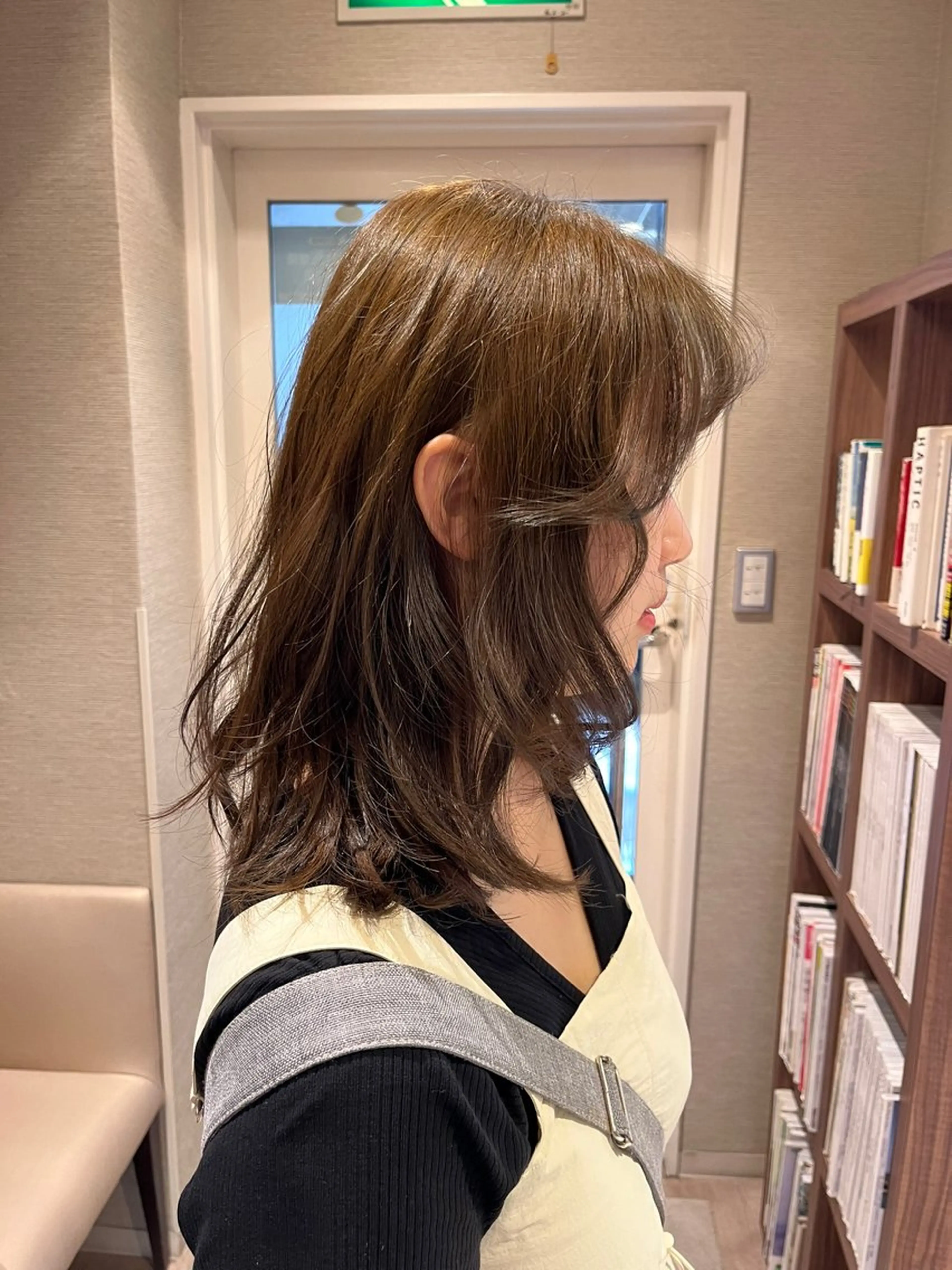 セミロング カラー ブラウンカラー オリーブブラウン 顔周りカット dogstar小林諒 レイヤー/パーマのヘアスタイル