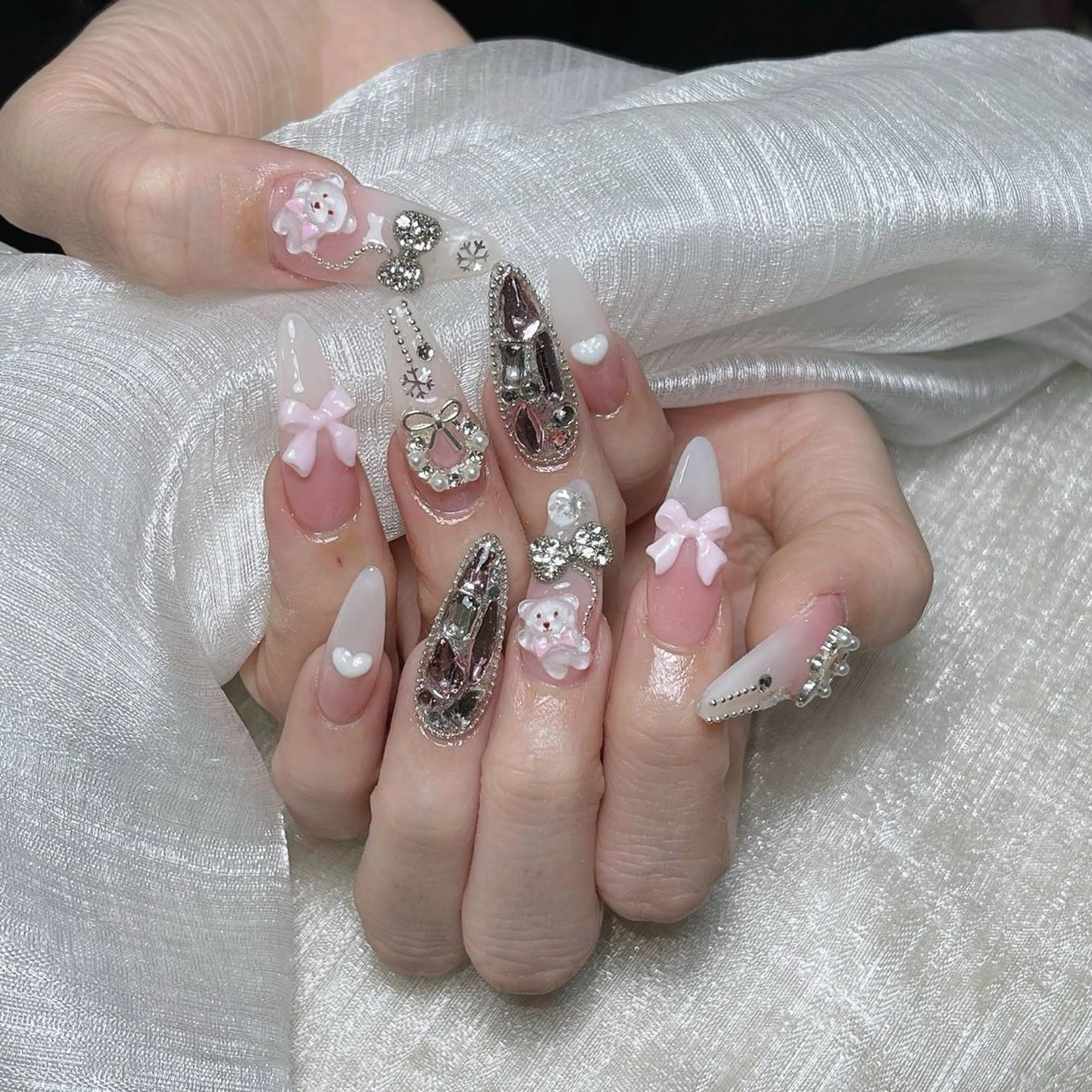 ネイル チークネイル フレンチネイル ジェルネイル 韓国ネイル マグネットネイル ハンドネイル Zen Nail Design 池袋のネイルデザイン