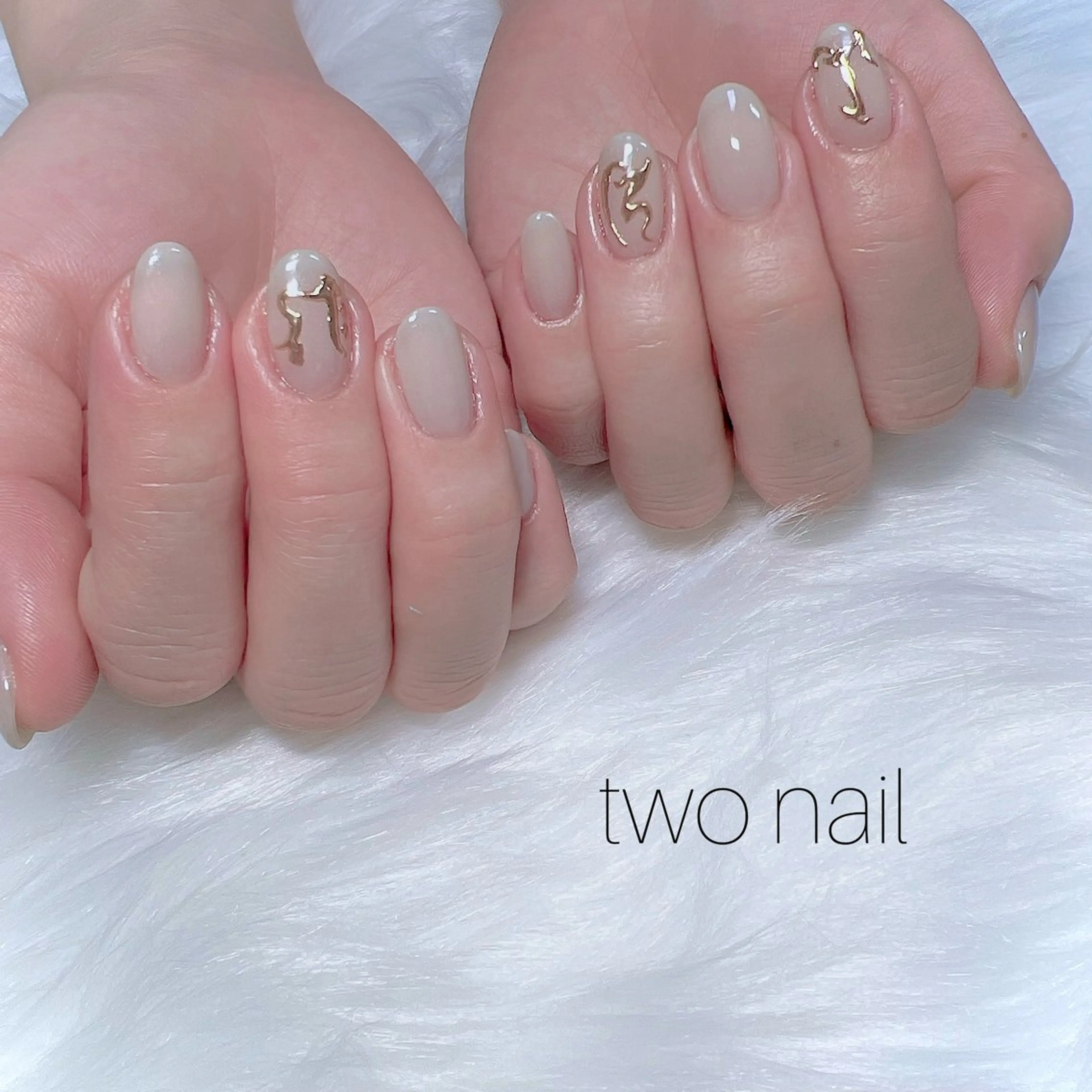 ネイル アートネイル ネイルチップ ホワイト ハンドネイル two nailのネイルデザイン