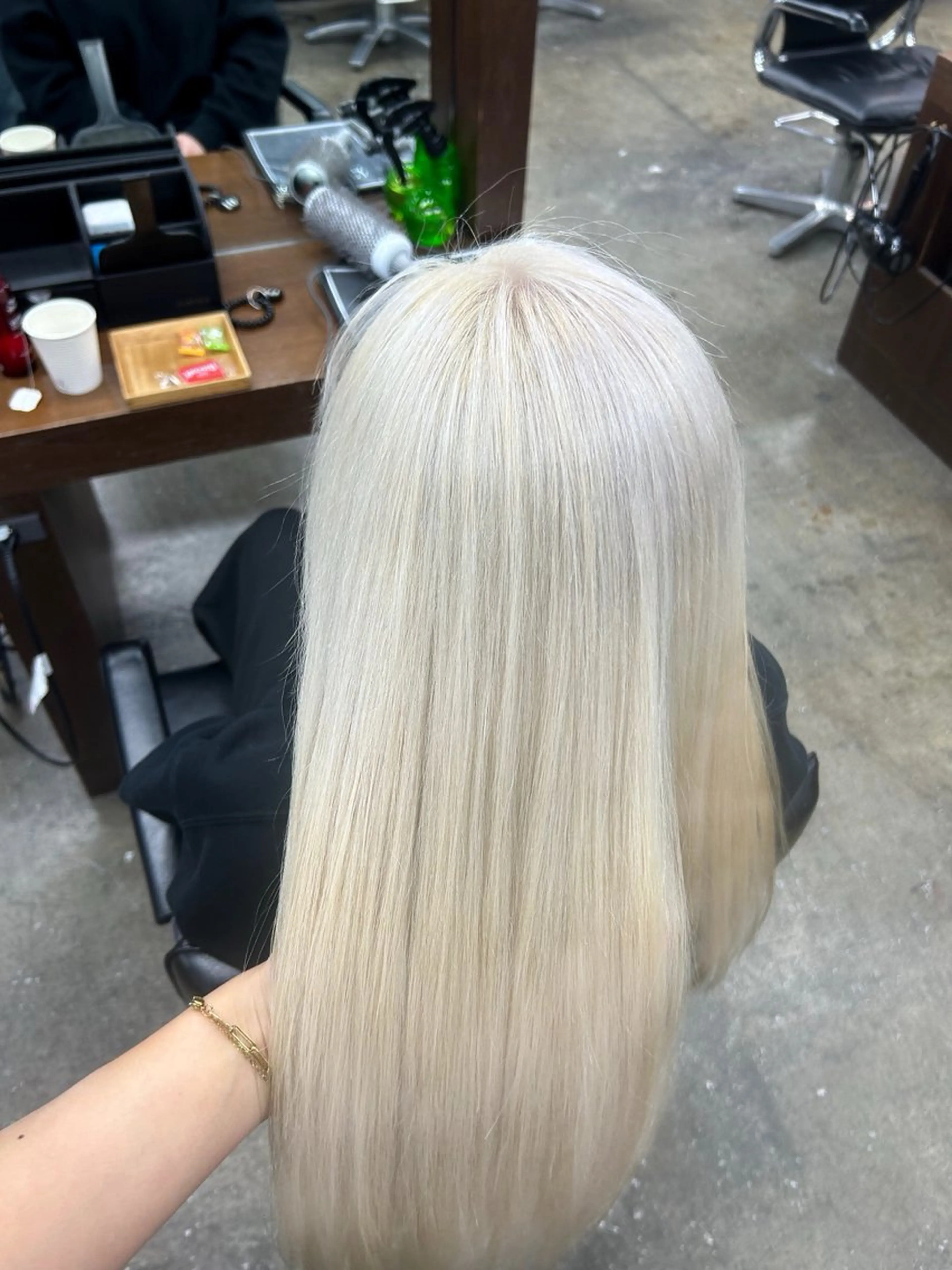 ロング ヘアカラー akari 🩵のヘアスタイル