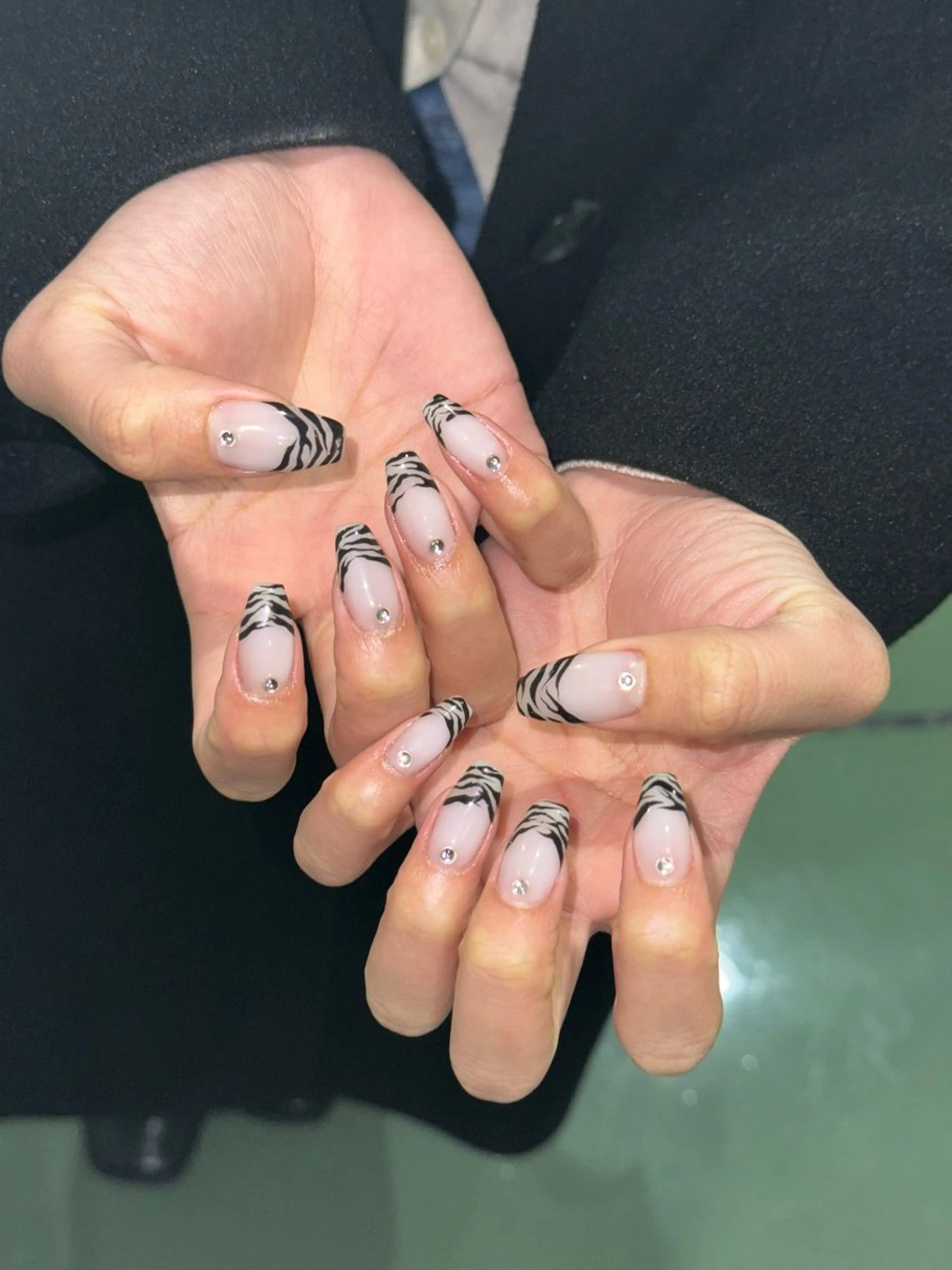 ネイル ハンドネイル Nail Salon L'arc所属・💊大阪/南船場 monica🧠のネイルデザイン