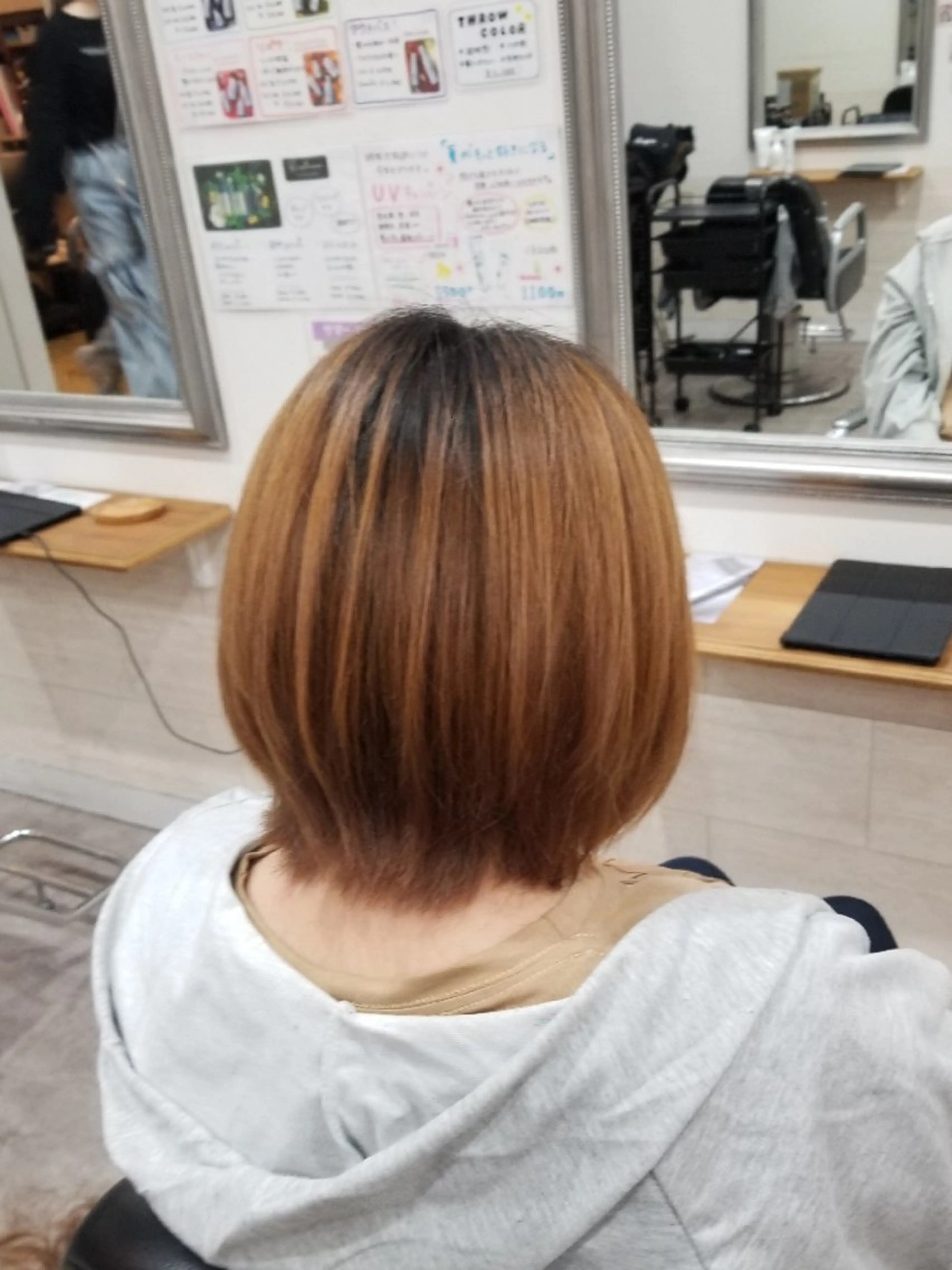ミディアム カット 暖色🍎透明感カラー 🩵小林かりんのヘアスタイル