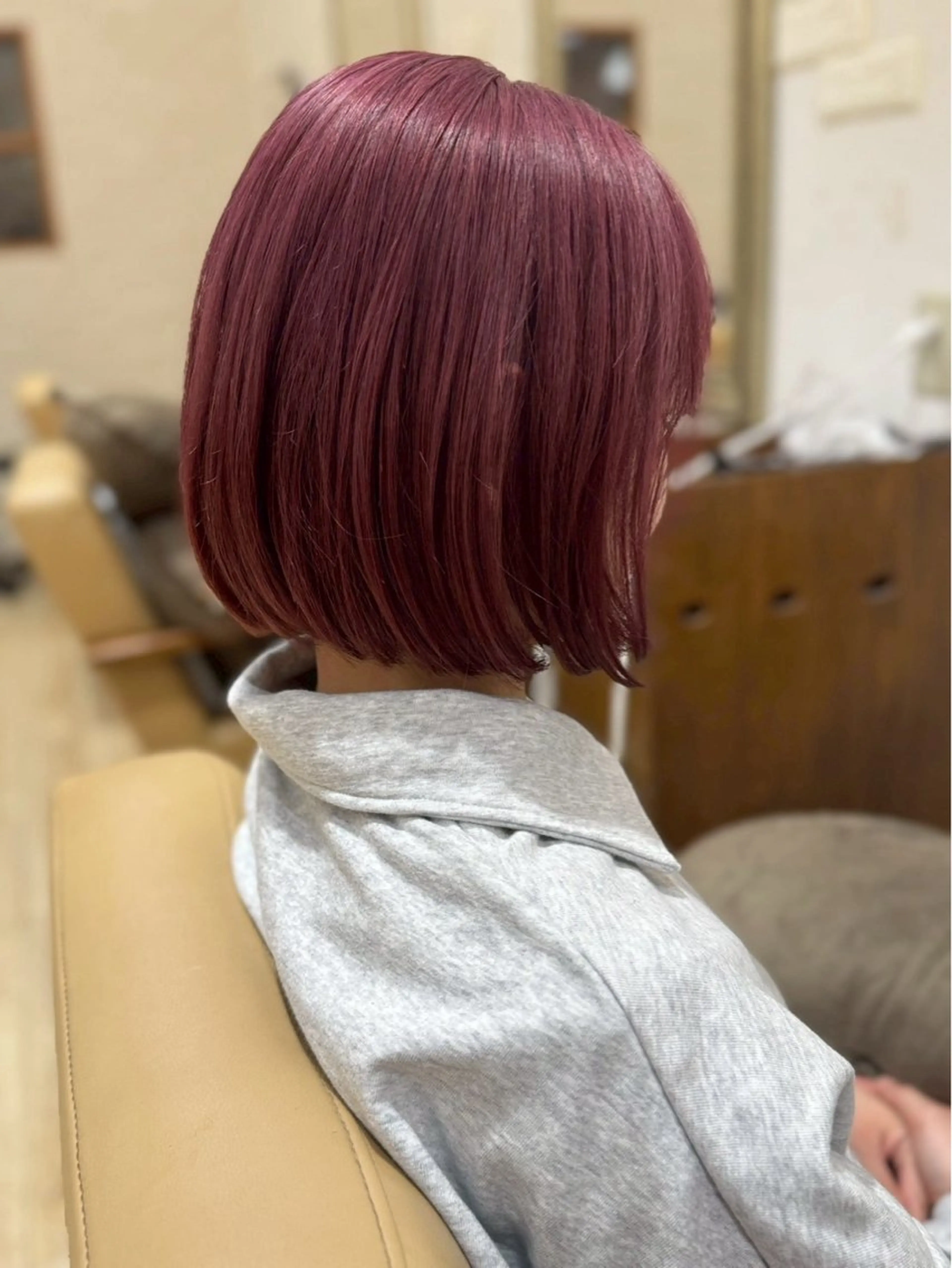 ショート カラー 伊藤 梨緒のヘアスタイル