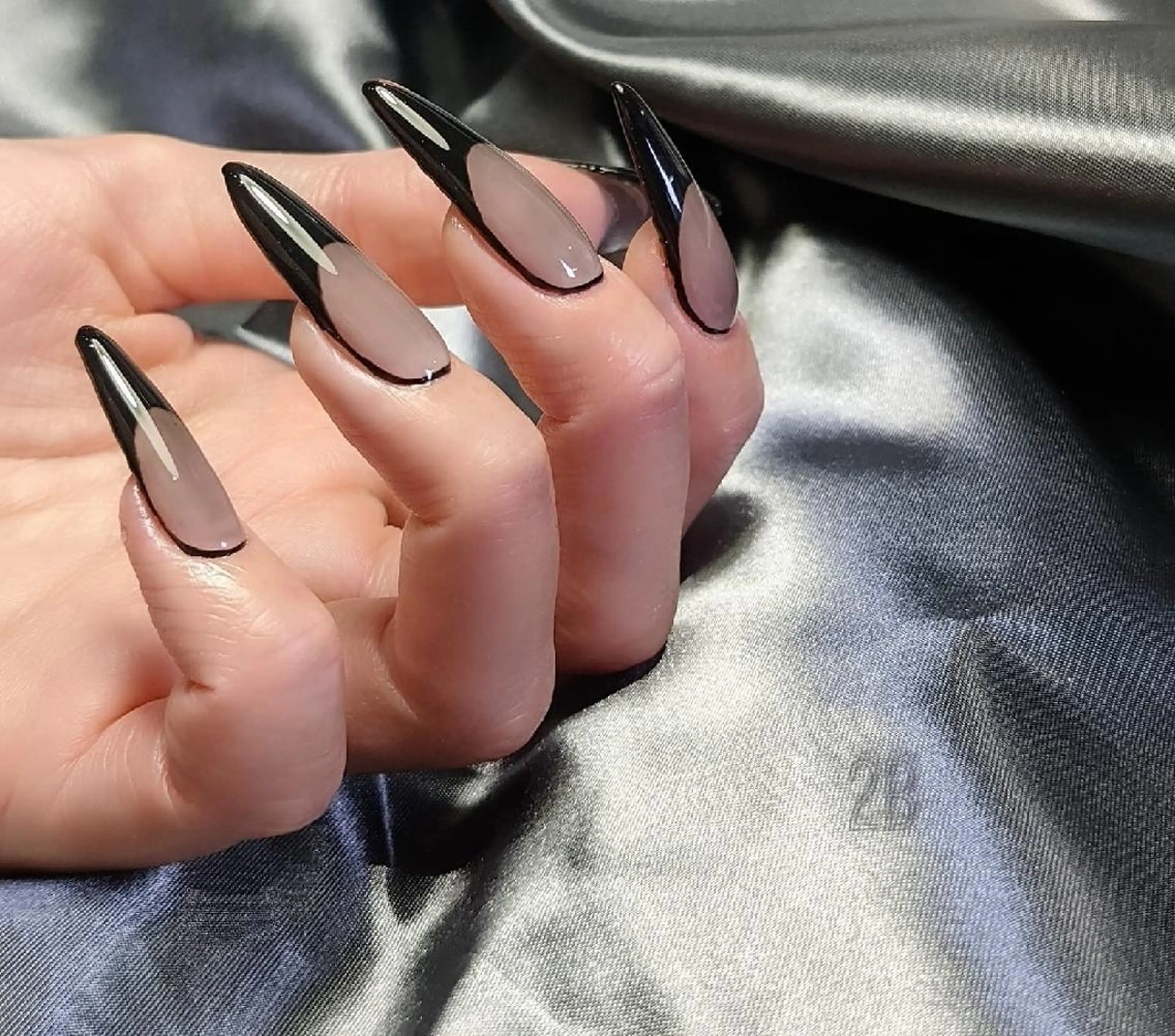 ネイル アートネイル フットネイル フレンチネイル ロングネイル ミラーネイル 2B__nails ニービー京都伏見区のネイルデザイン