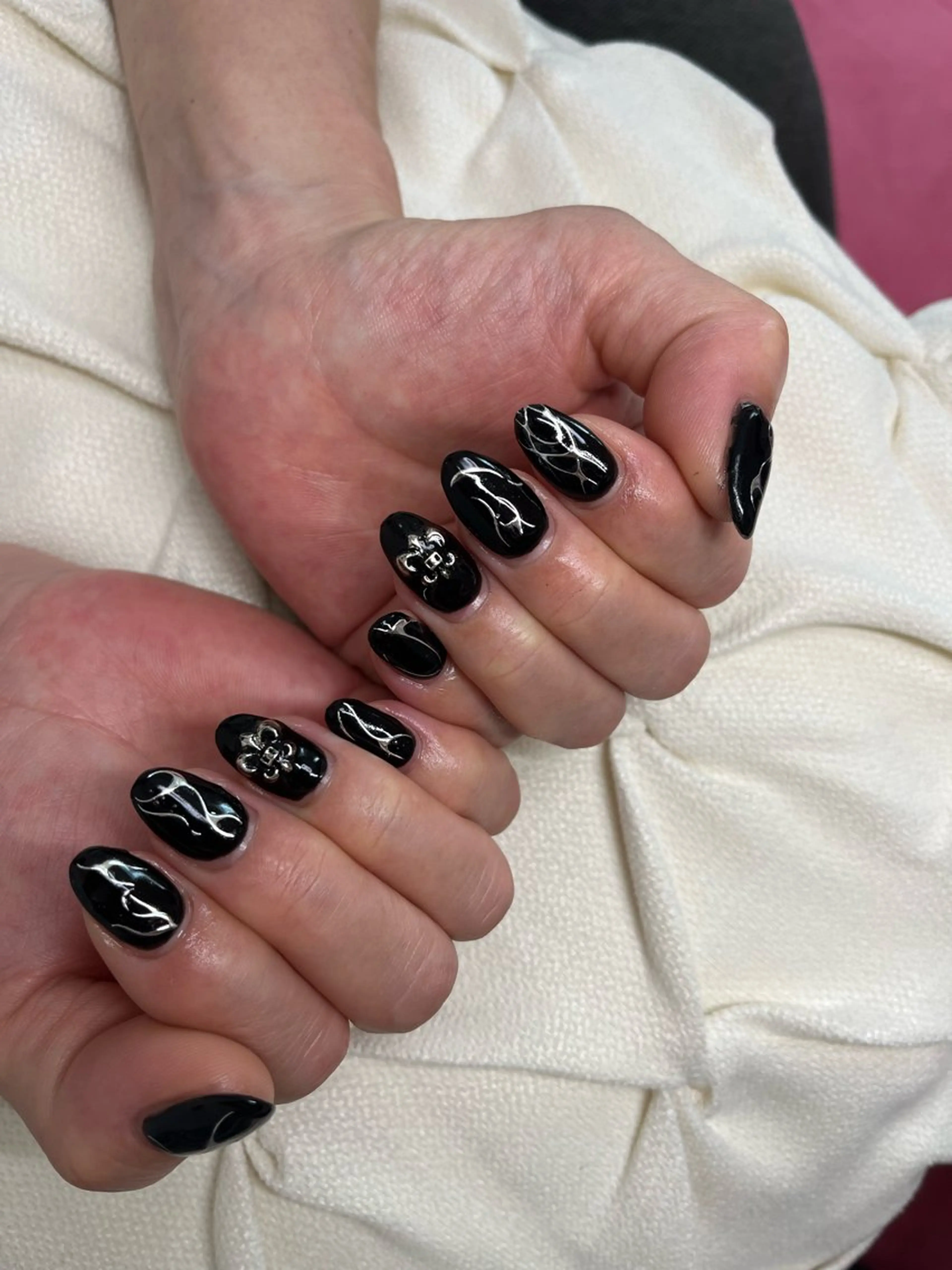 ネイル nail.salon .Reversalのネイルデザイン