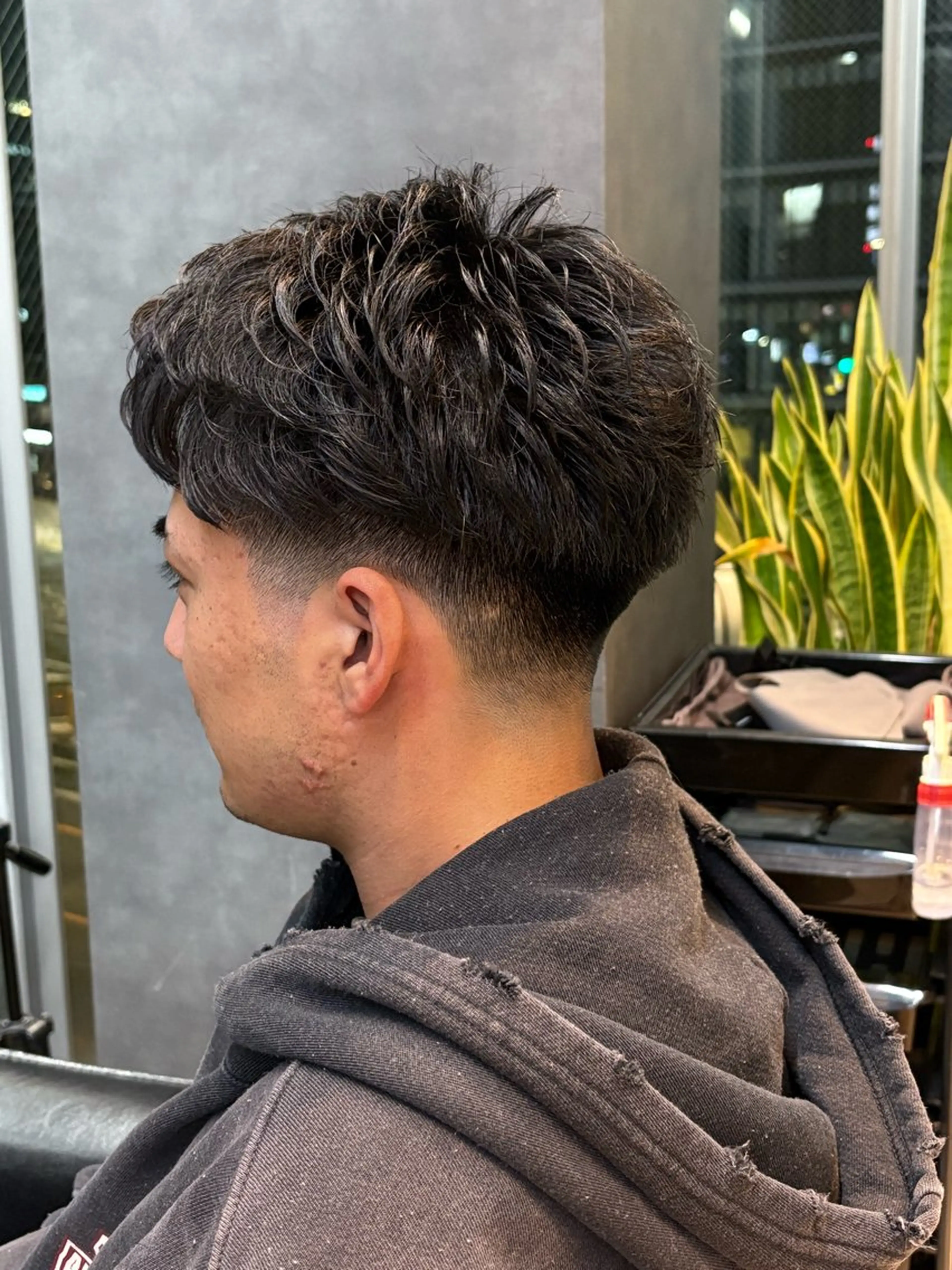 ショート メンズ 豊洲メンズカット 宮崎大弥のヘアスタイル
