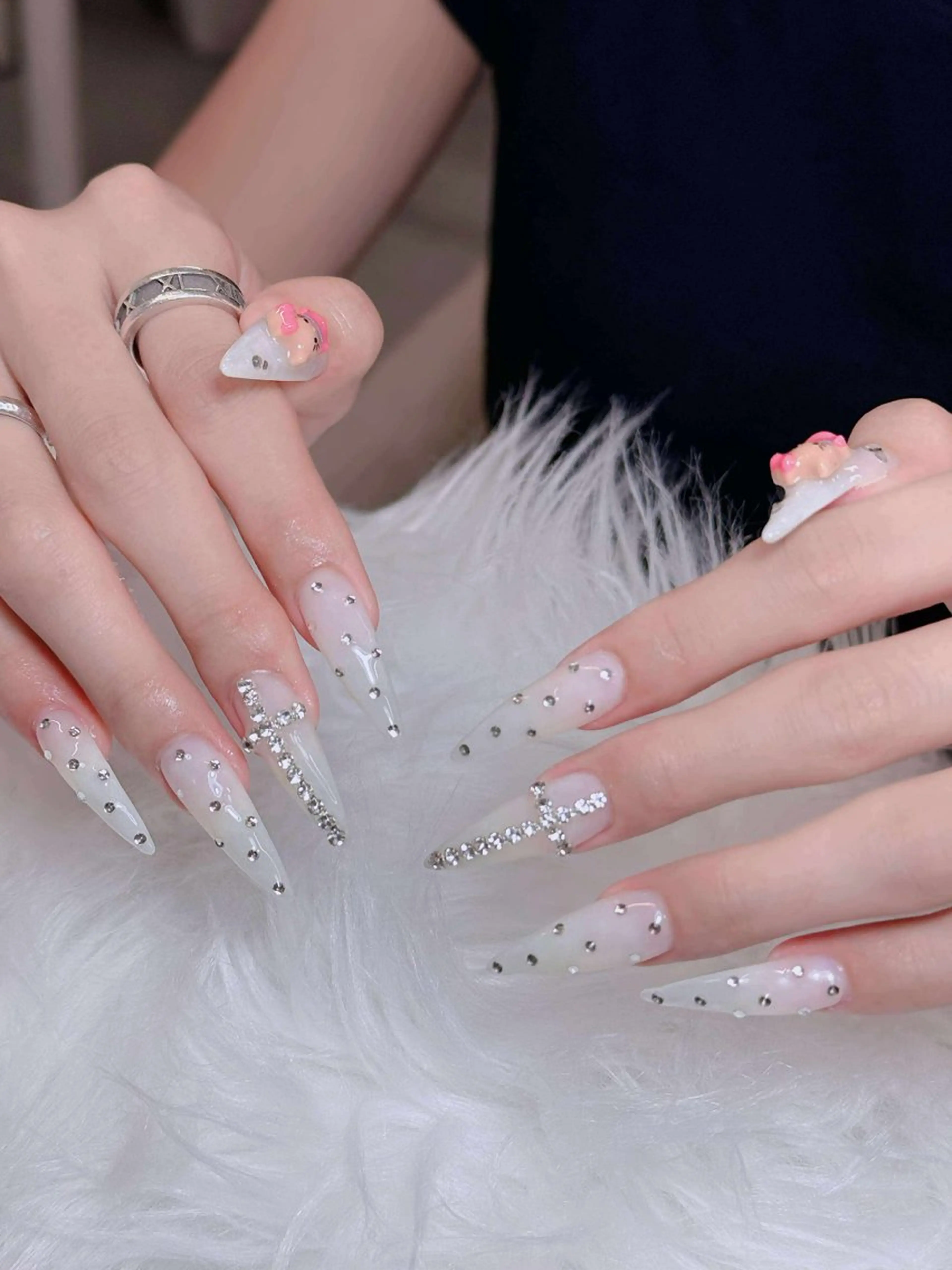ネイル オーロラネイル チークネイル フットネイル フレンチネイル 韓国ネイル ハンドネイル Lumi Nail 新大久保3‘のネイルデザイン