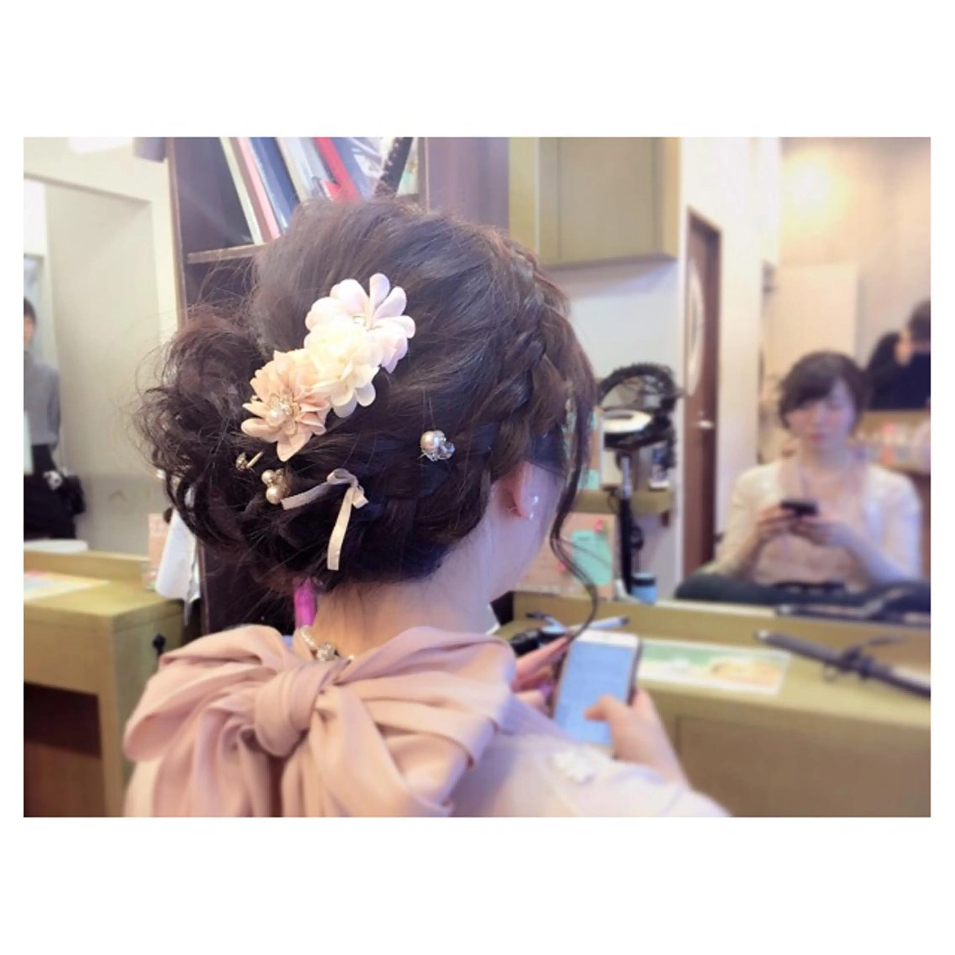 ミディアム セミロング ロング カラー ヘアアレンジ ツイスパ・波巻き 🩵片平和香奈のヘアスタイル