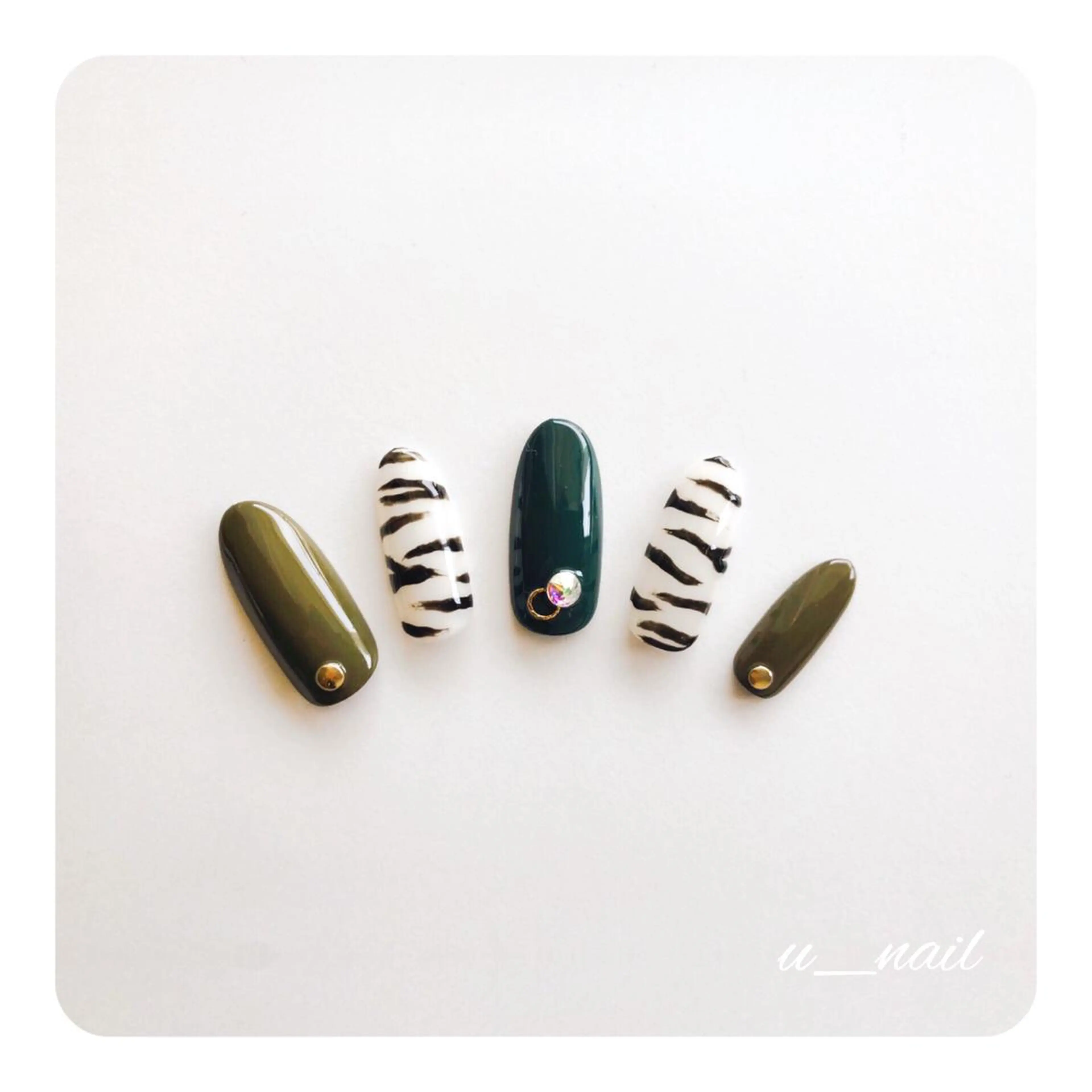 ネイル u_nail所属・u Sayuriのネイルデザイン