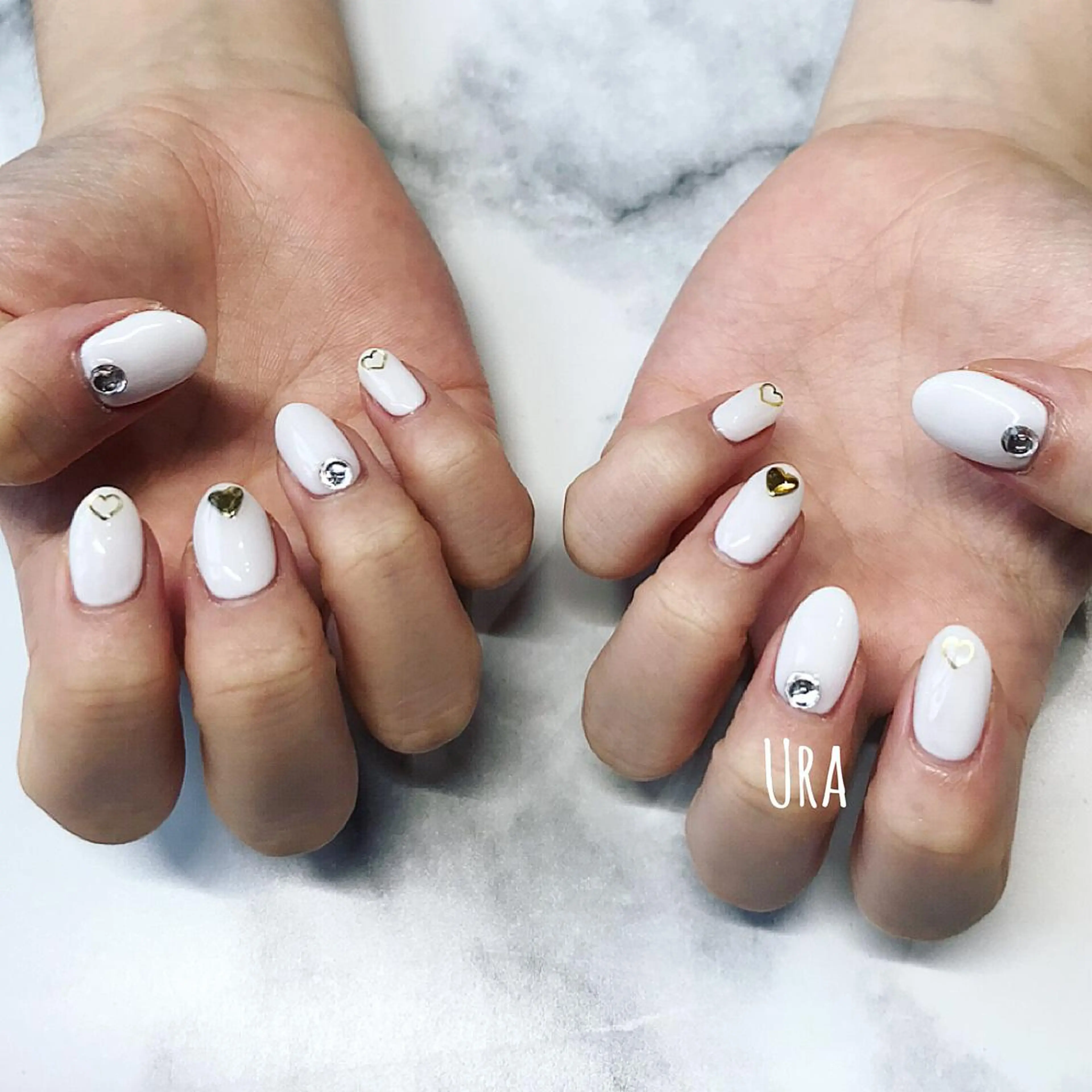 ネイル UrakoNail 《nail》のネイルデザイン