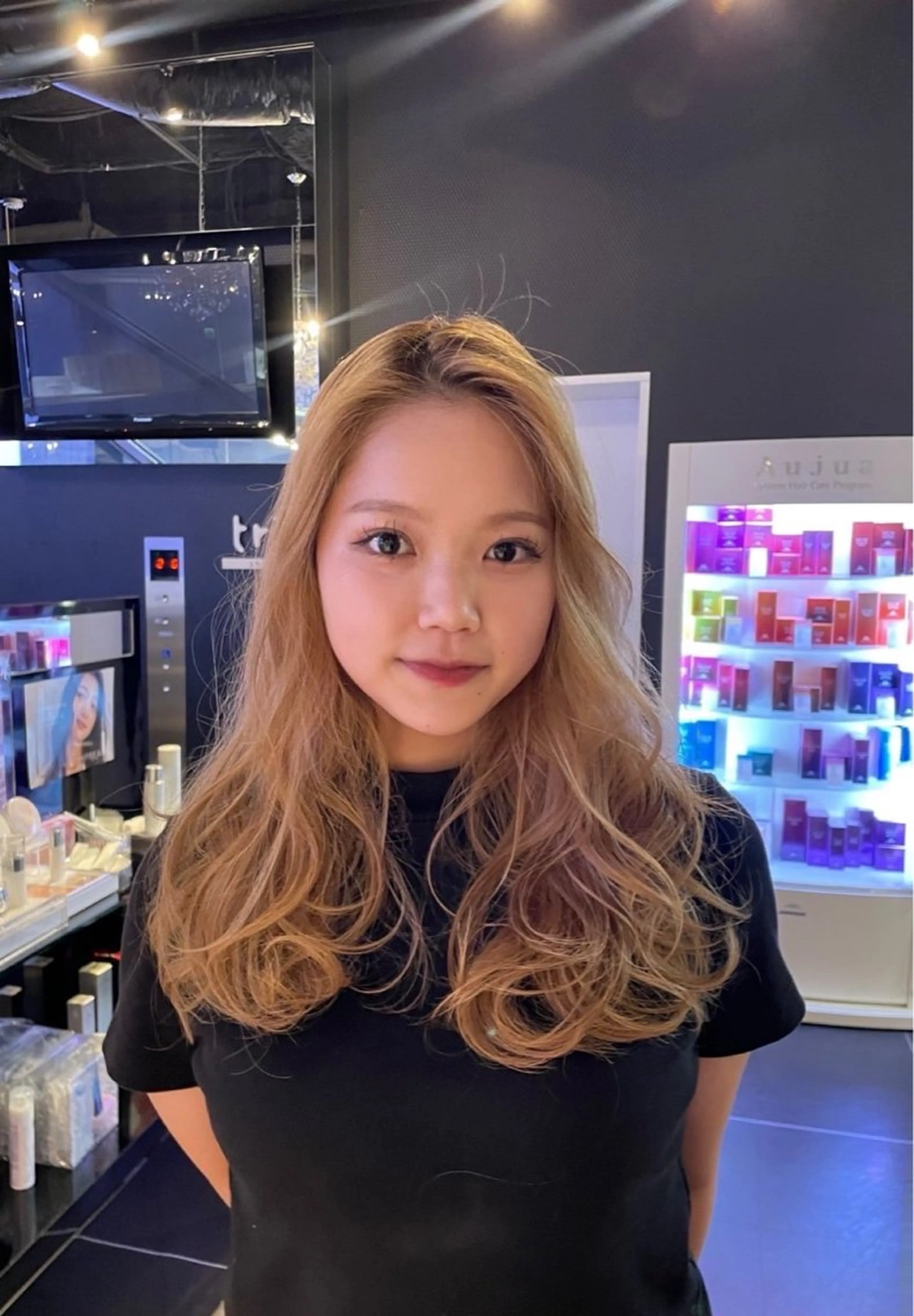 カラー ヘアカラー 梅田茶屋町 / wakanaのヘアスタイル