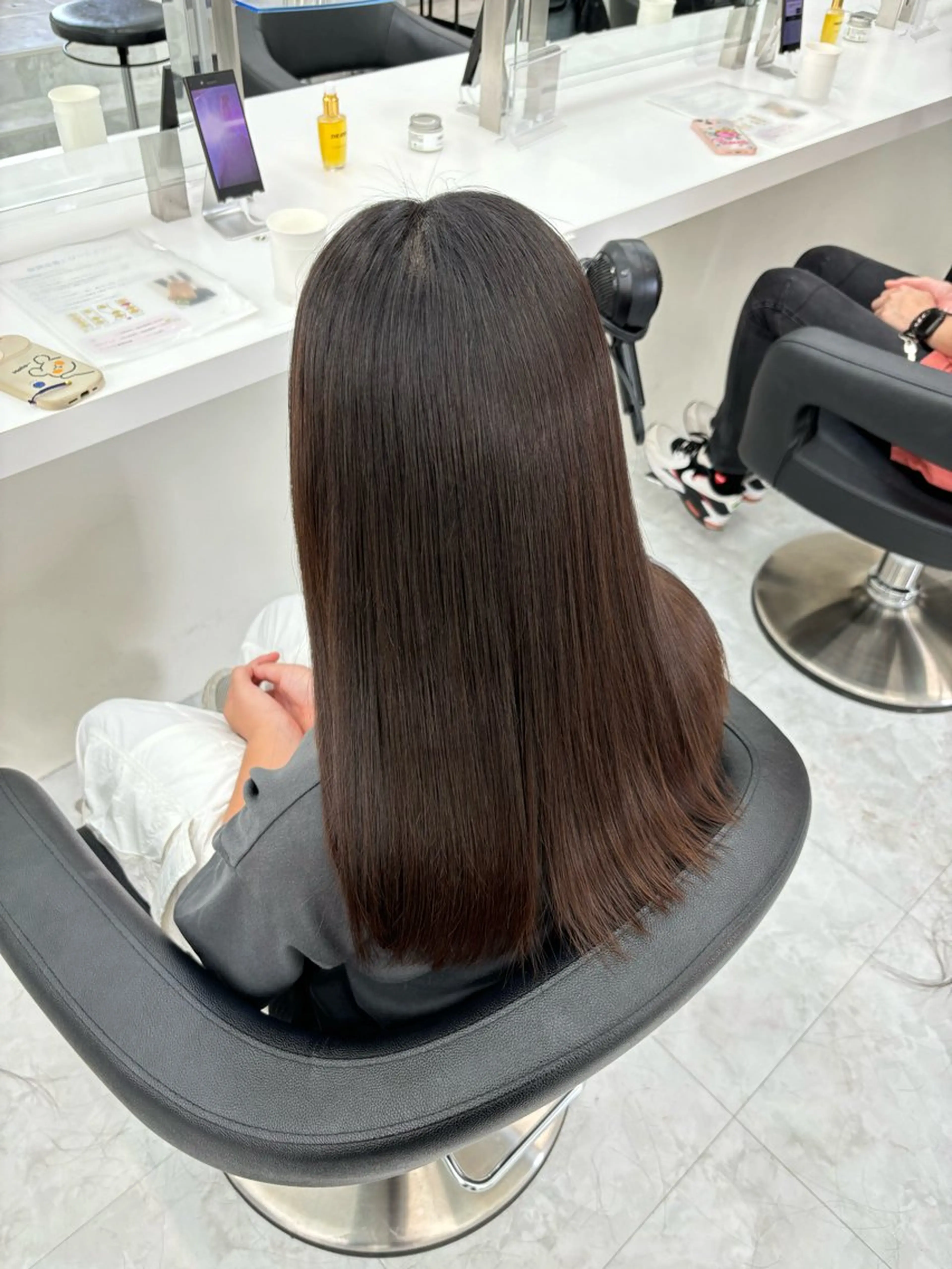 ロング 透明感ハイトーン☁️ 斗和🫧天神のヘアスタイル