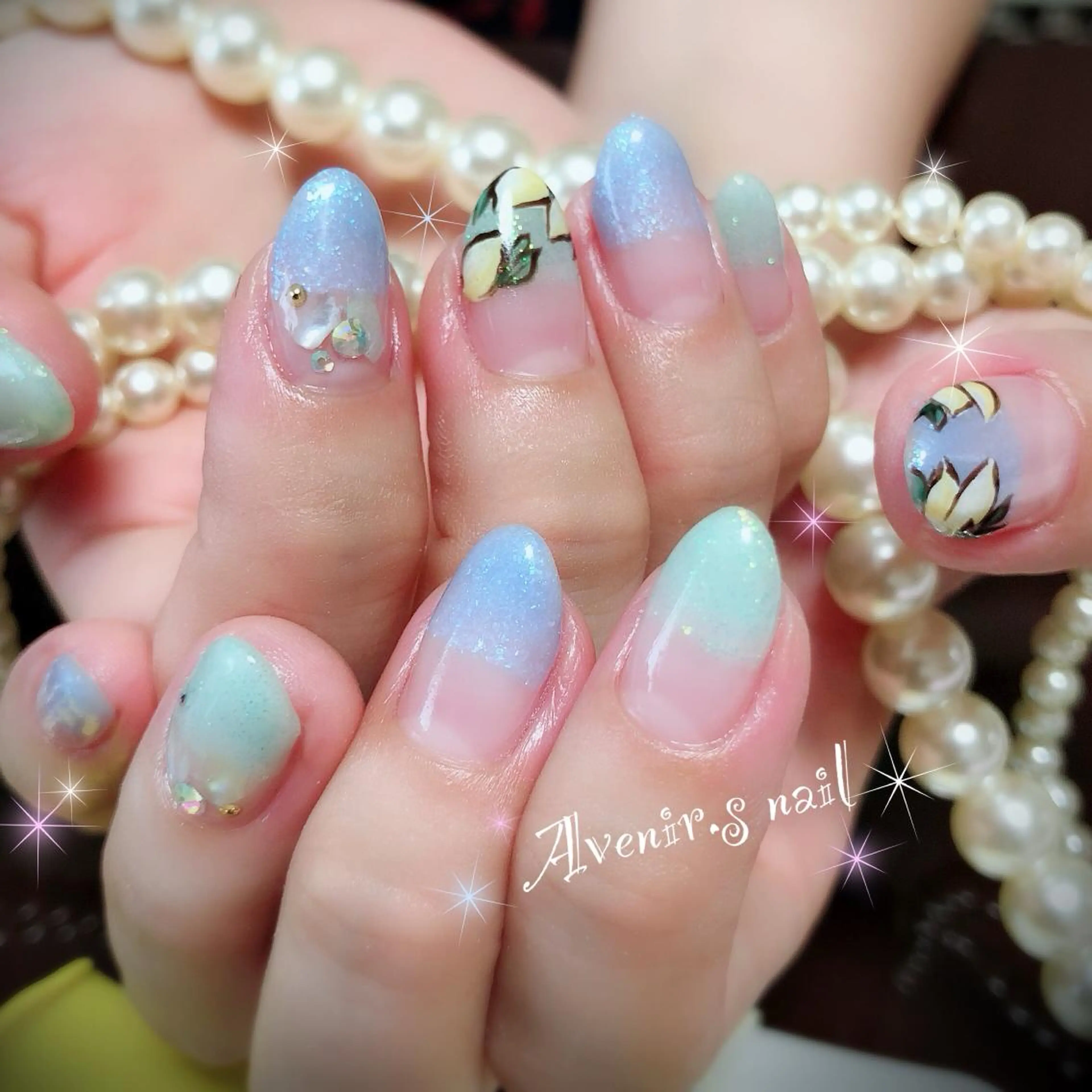 ネイル ネイルチップ Home Salon Avenir.のネイルデザイン