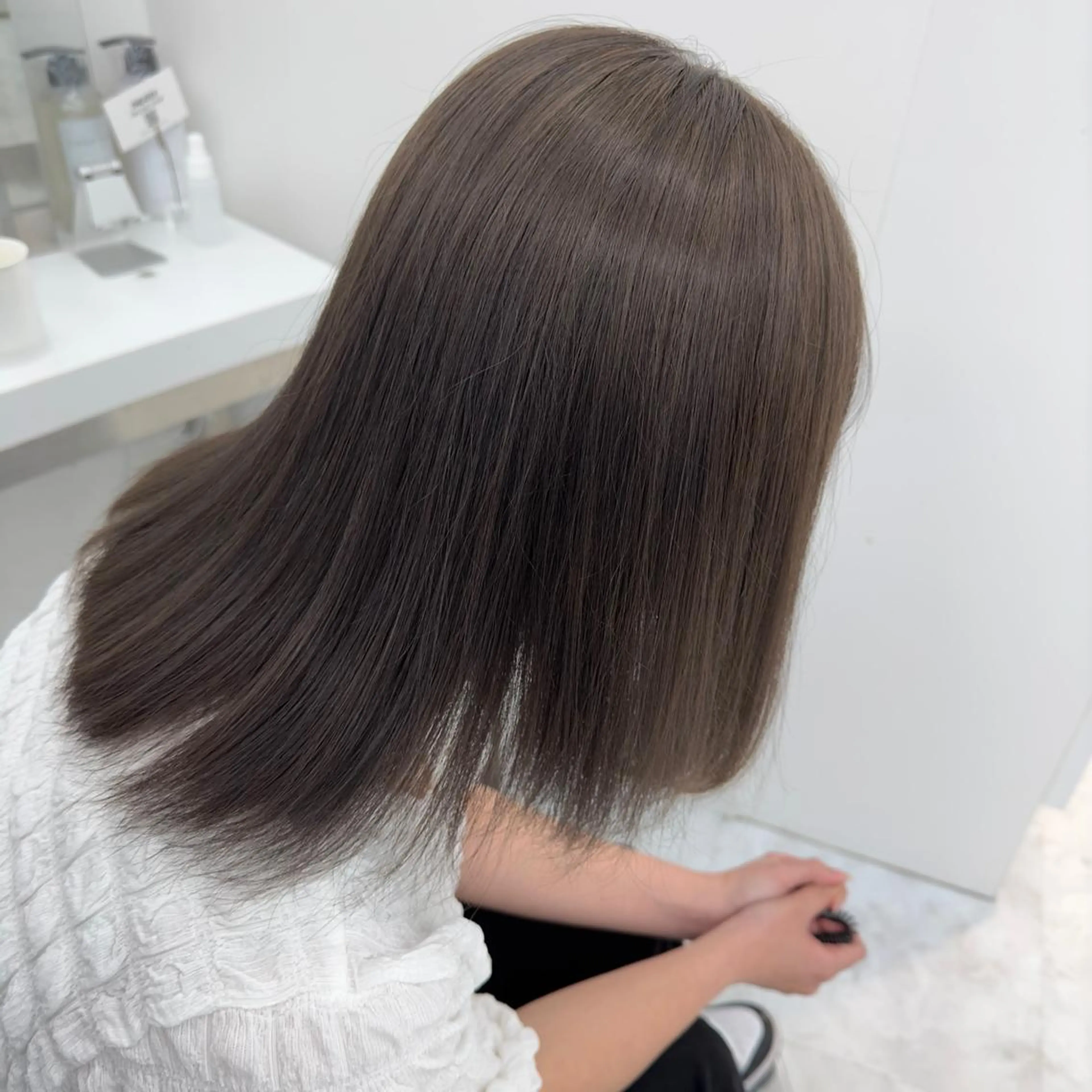ロング カラー ケアブリーチ 韓国レイヤーKYONのヘアスタイル