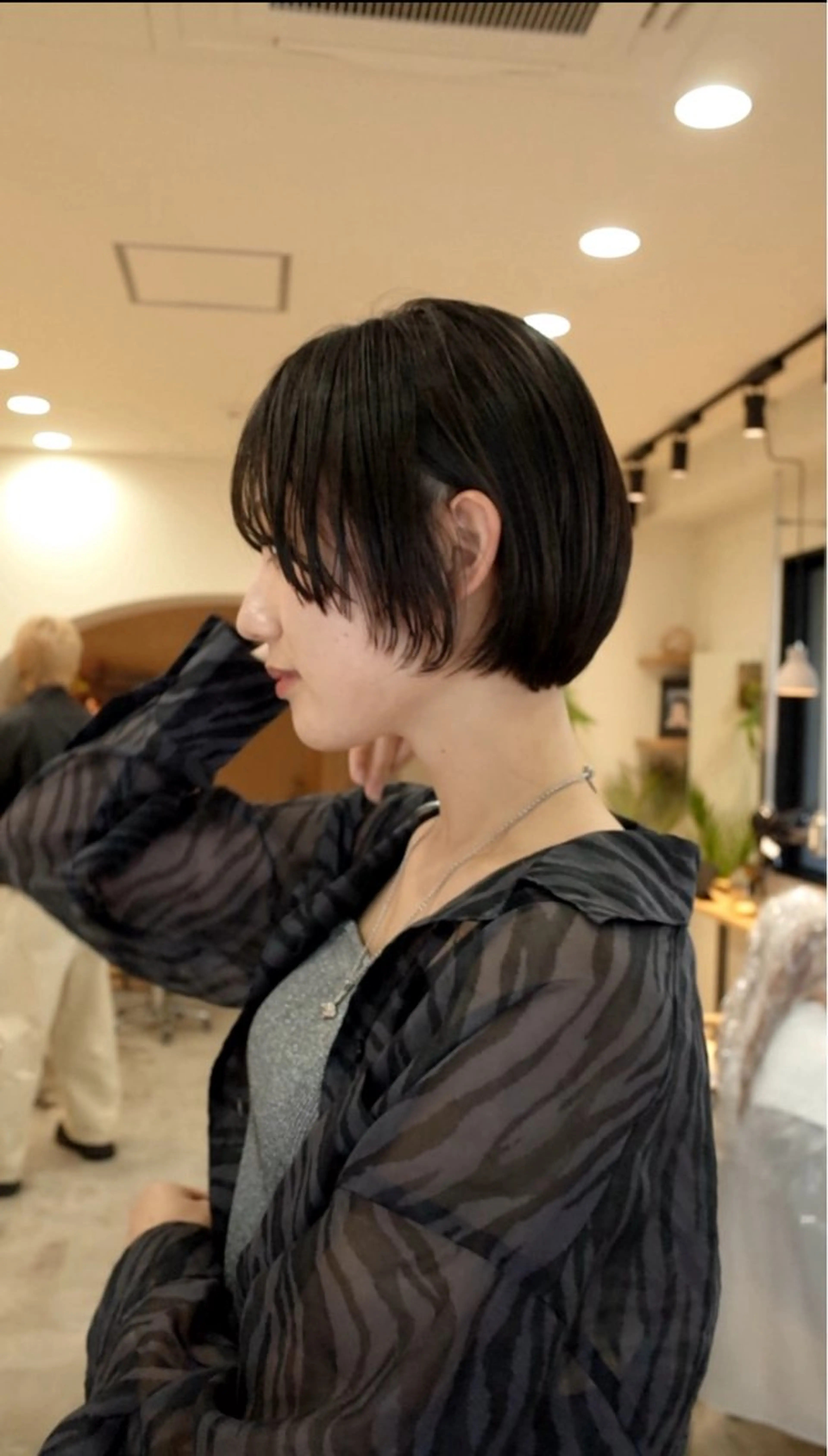 ショート カット ウルフ、ボブ美容師 今井のヘアスタイル